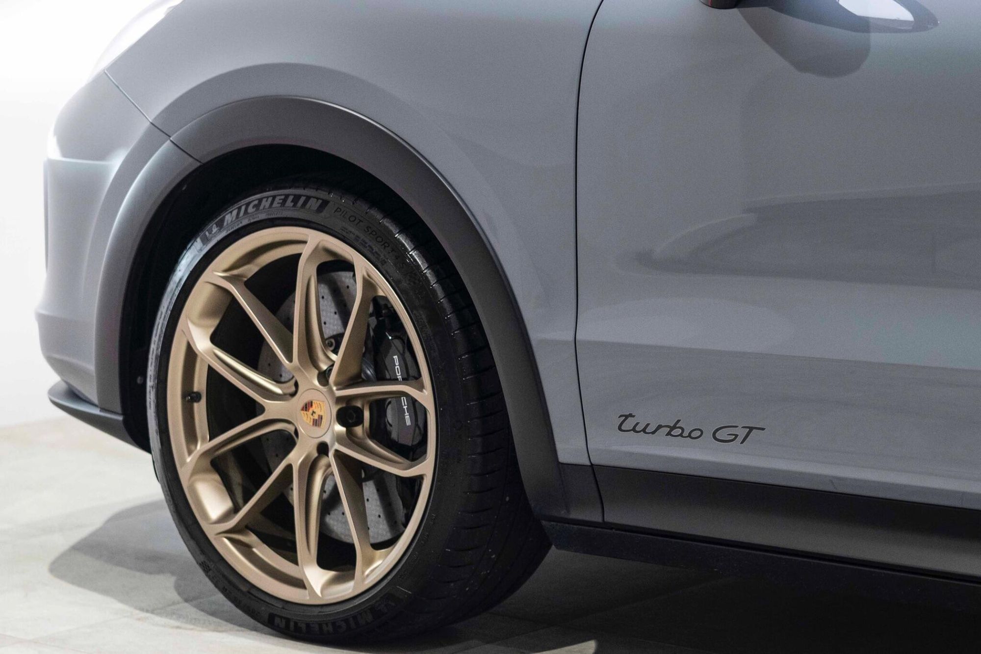 PORSCHE CAYENNE COUPE Turbo GT 5dr Tiptronic S for sale UK - Slide 4