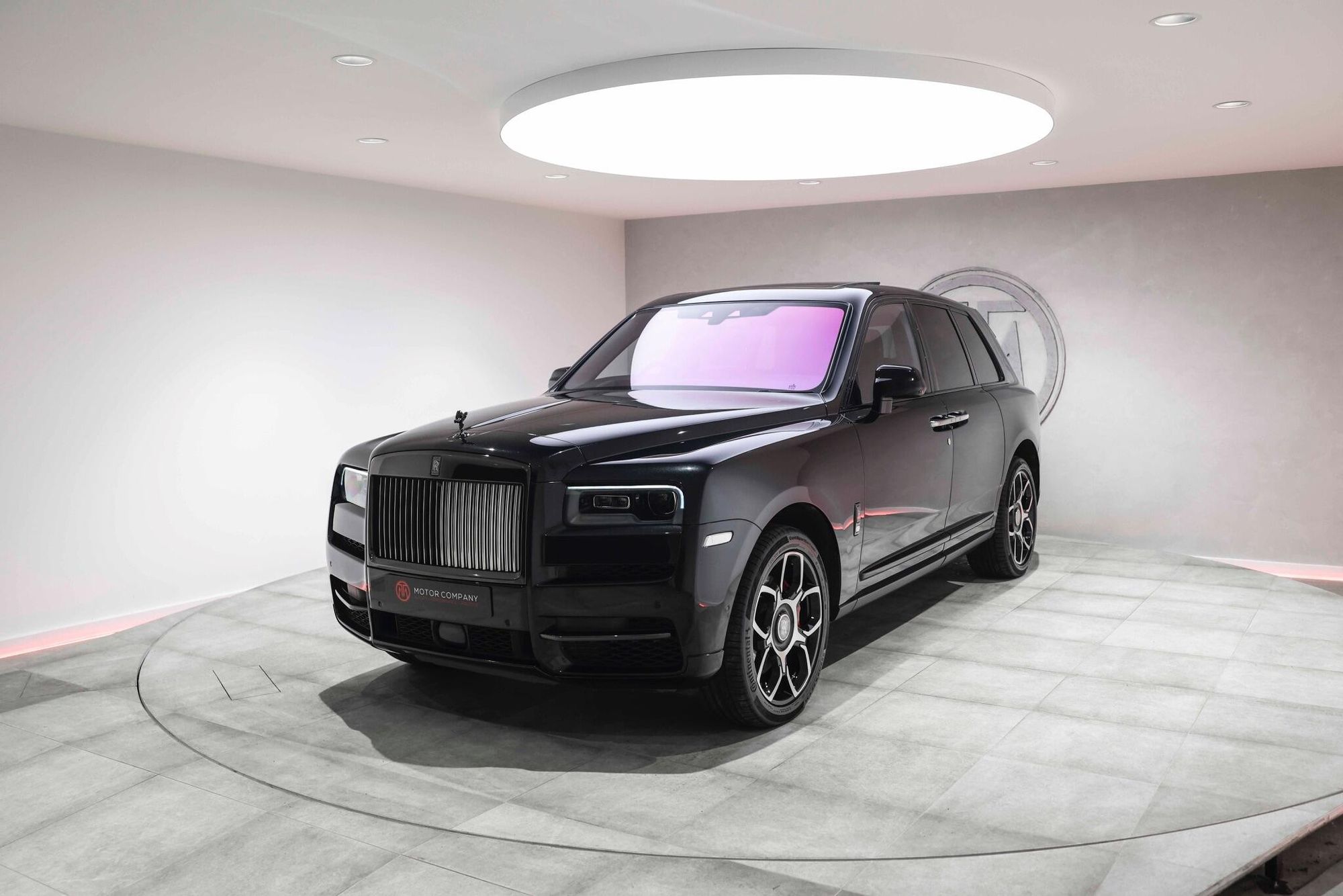 ROLLS-ROYCE CULLINAN ESTATE Black Badge 5dr Auto for sale UK - Slide 8