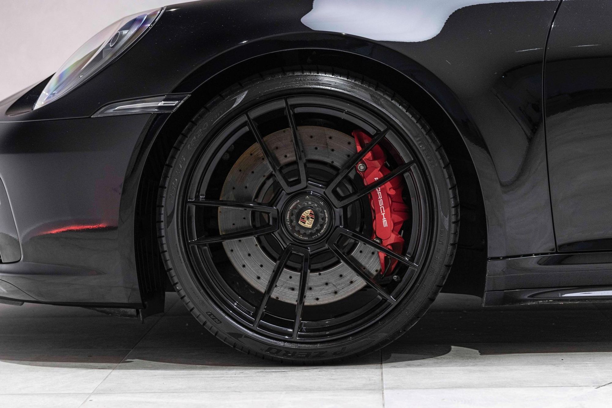 PORSCHE 911 [992] CARRERA 4 CABRIOLET GTS 2dr PDK for sale UK - Slide 4