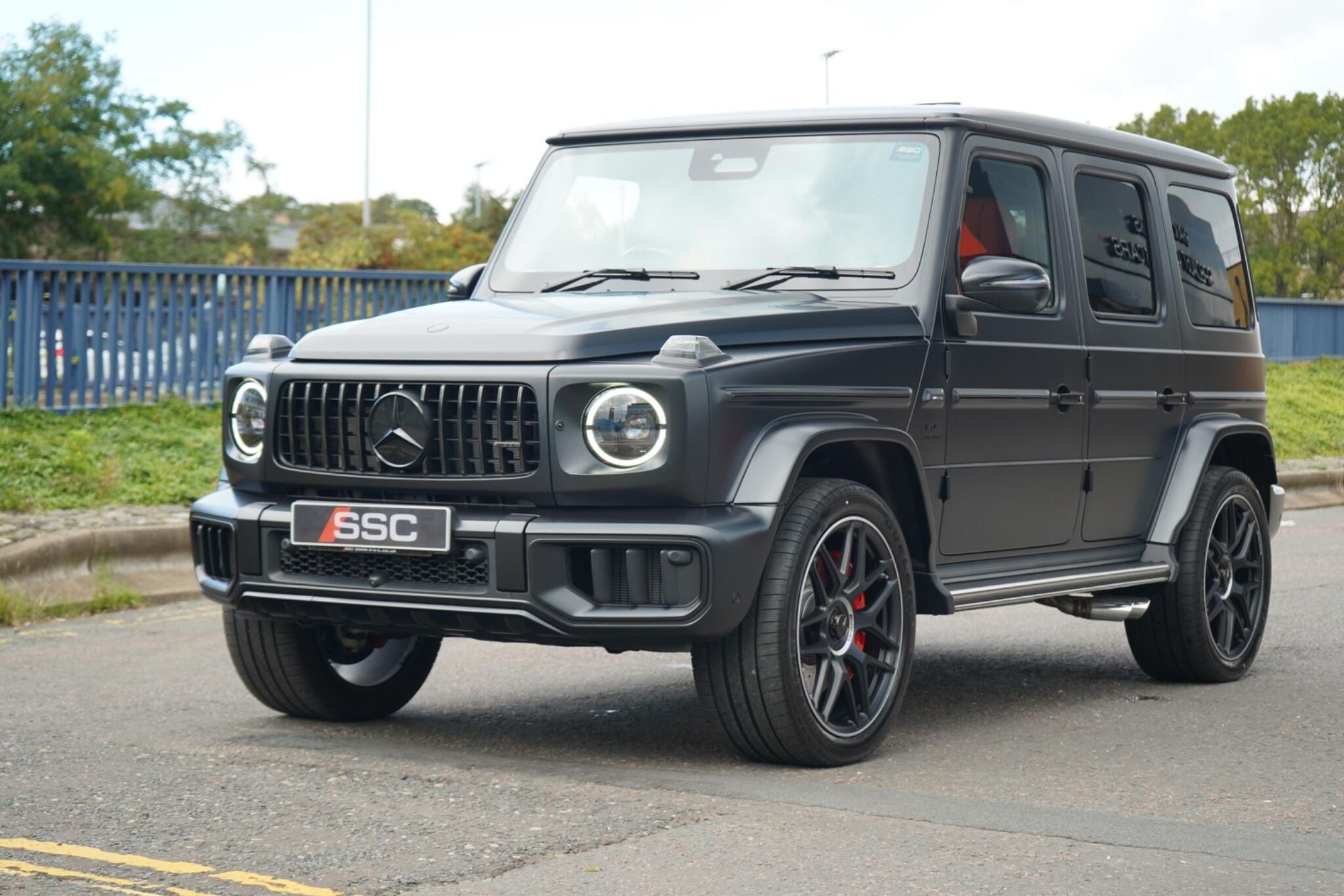 MERCEDES-BENZ G CLASS AMG STATION WAGON SPECIAL EDITIONS G63 Magno Edition 5dr 9G-Tronic for sale UK - Slide 7
