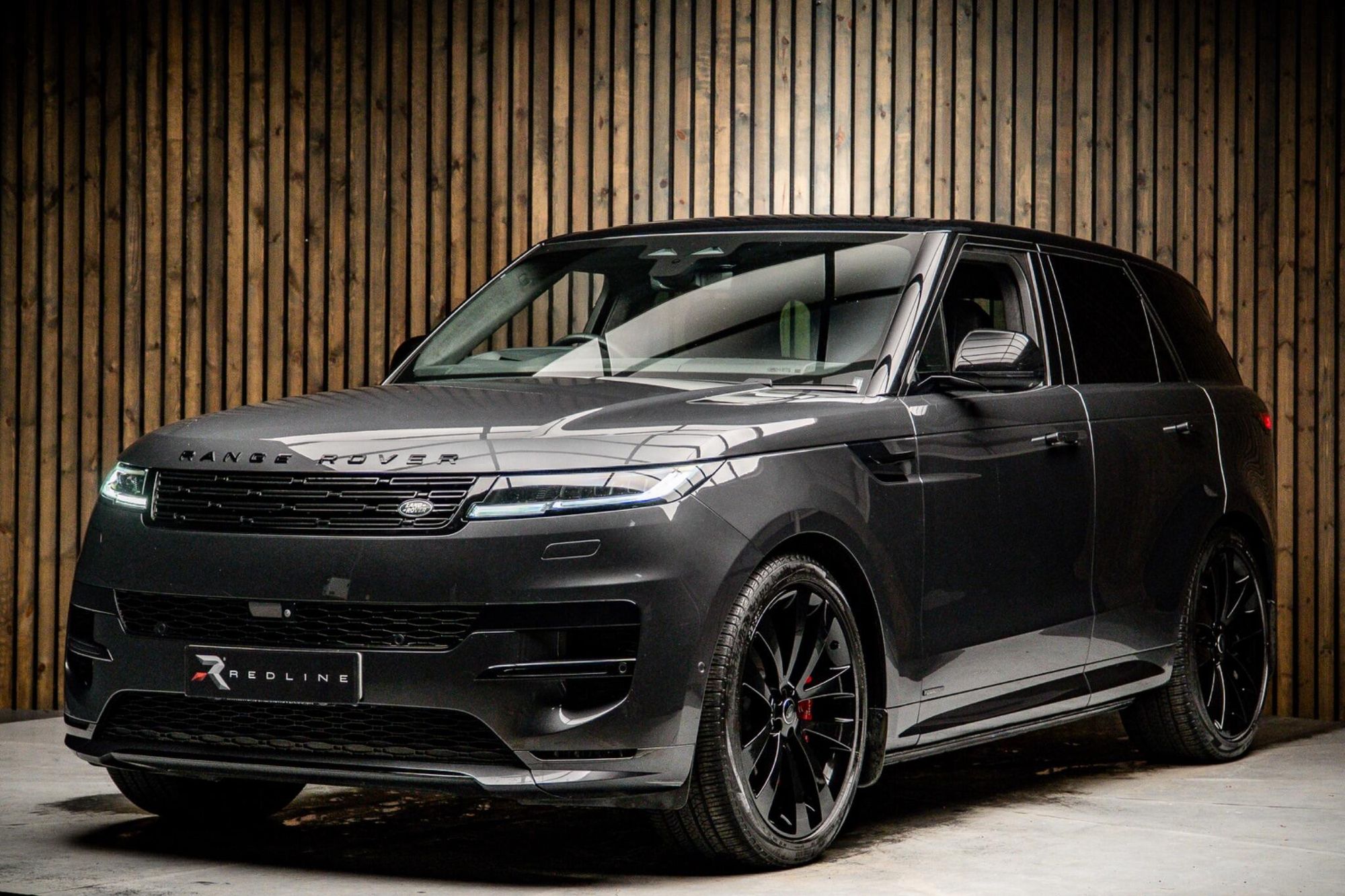 LAND ROVER RANGE ROVER SPORT DIESEL ESTATE 3.0 D300 Autobiography 5dr Auto for sale UK - Slide 8