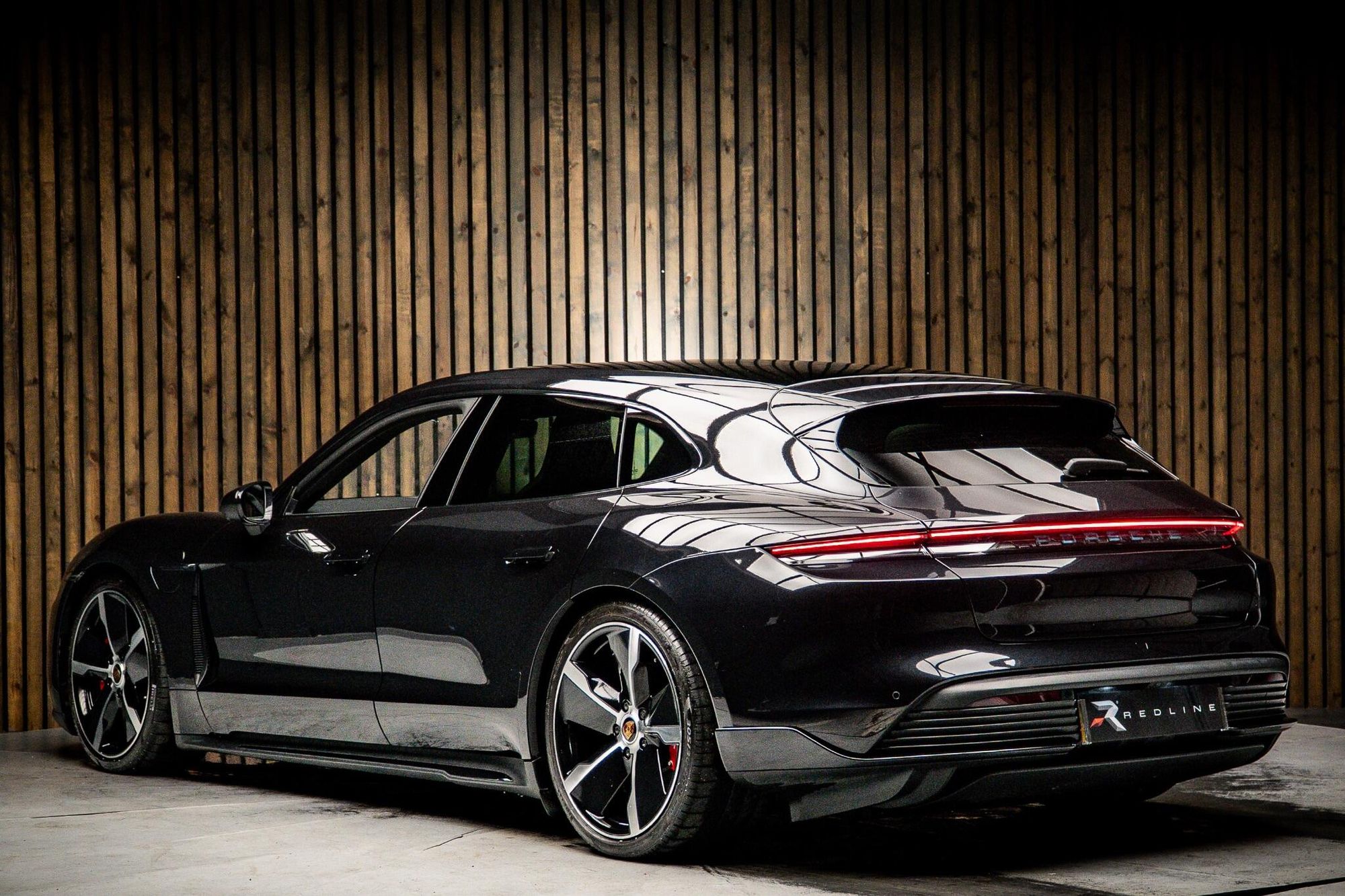 PORSCHE TAYCAN SPORT TURISMO 420kW 4S 93kWh 5dr Auto for sale UK - Slide 3