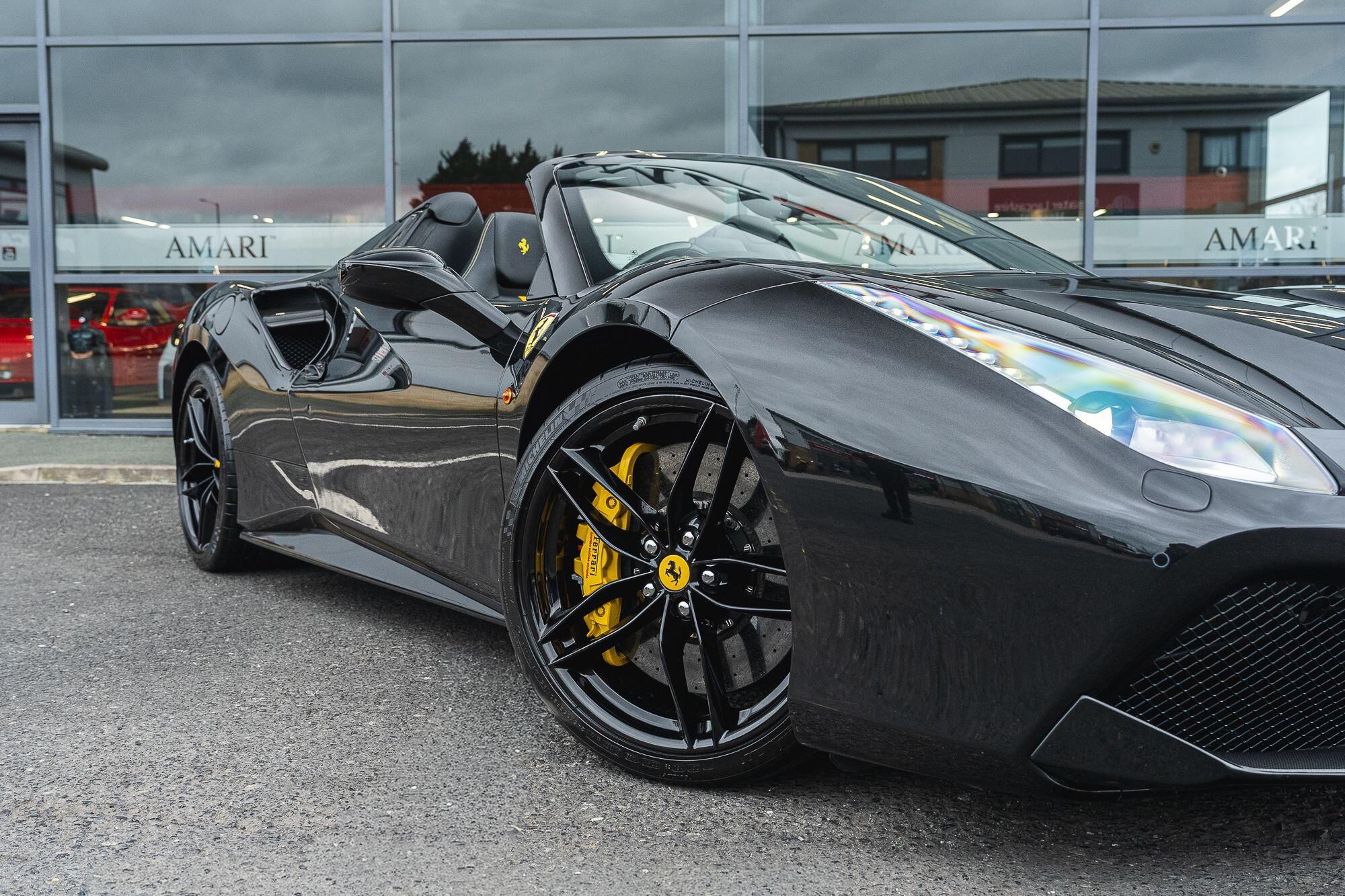 FERRARI 488 CONVERTIBLE Spider 2dr Auto for sale UK - Slide 9