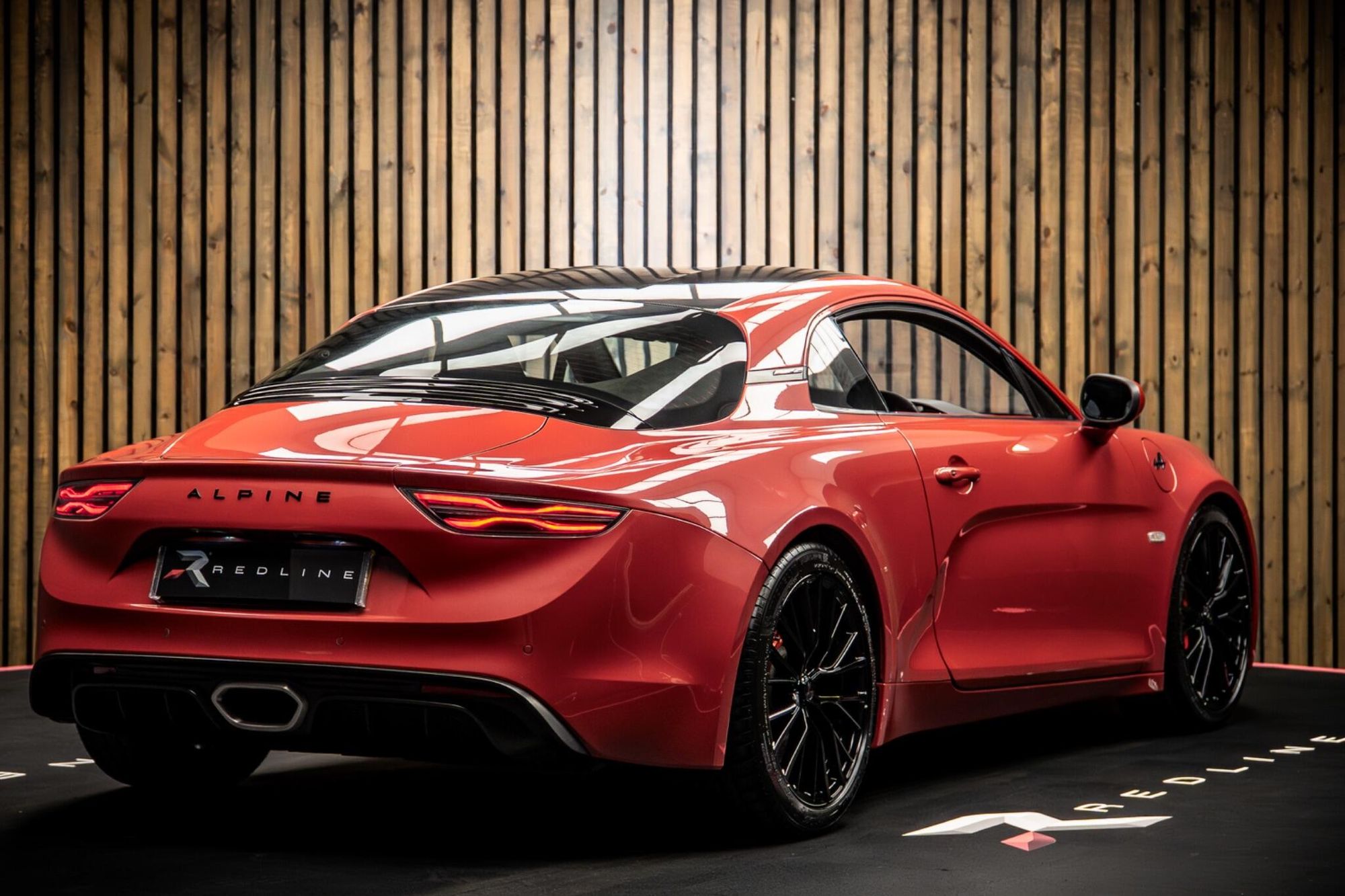 ALPINE A110 COUPE 1.8L Turbo S 2dr DCT for sale UK - Slide 4