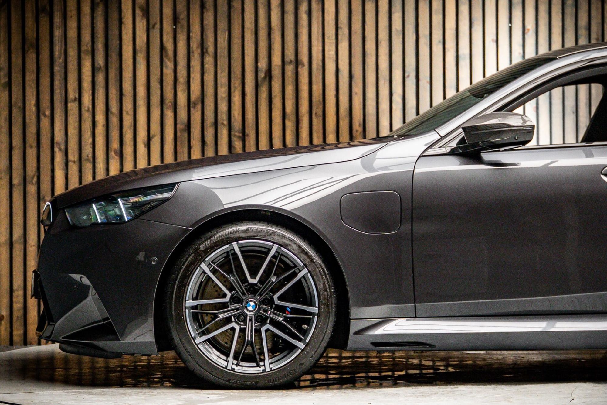 BMW M5 Saloon 4.4 22.1kWh 4 Door Auto for sale UK - Slide 9