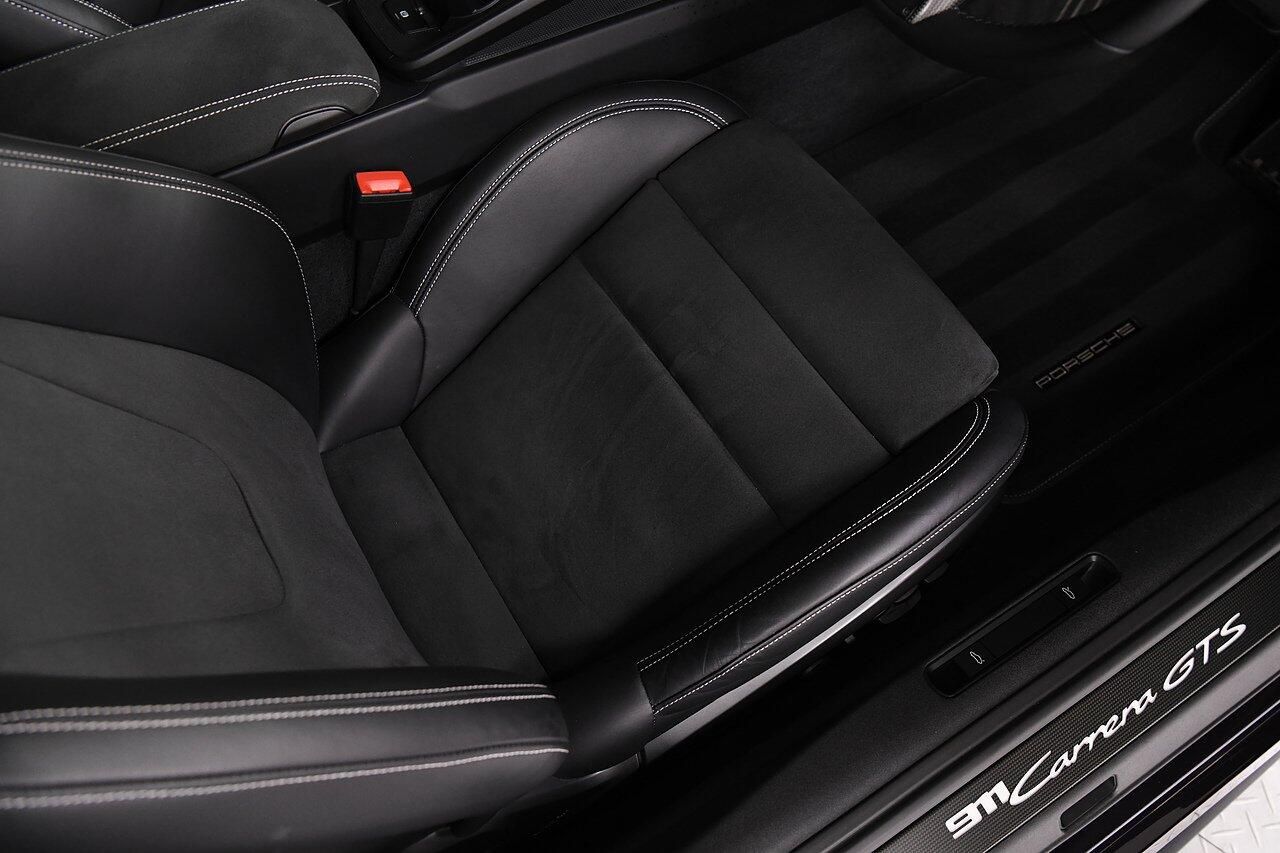 PORSCHE 911 [992] CARRERA COUPE GTS 2dr PDK for sale UK - Slide 10