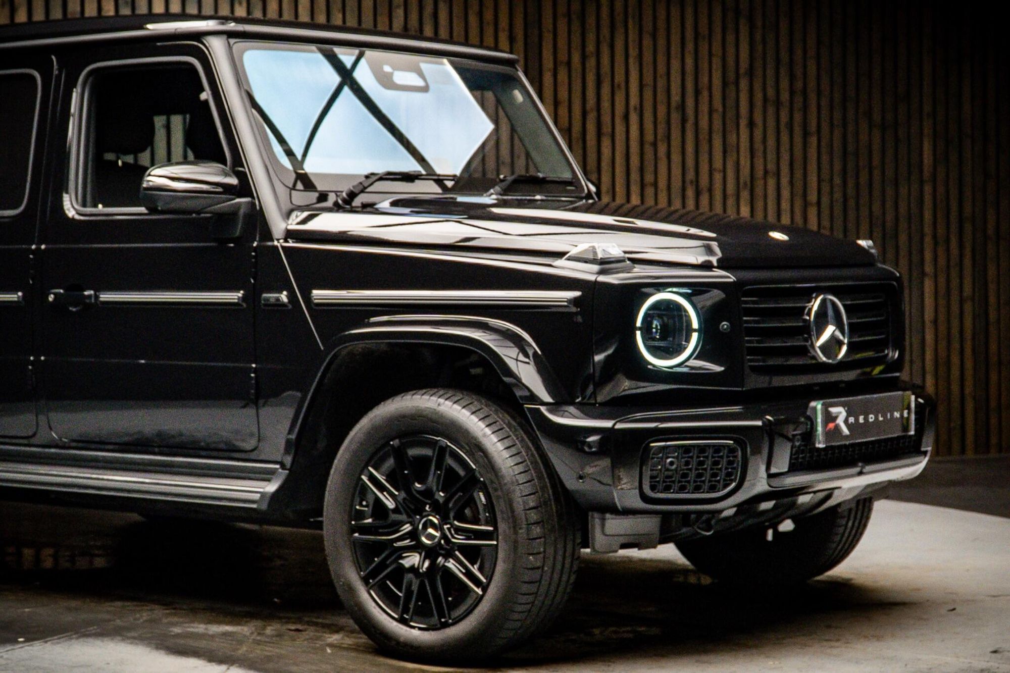 MERCEDES-BENZ G CLASS ELECTRIC STATION WAGON G 580 432kW EQ Tech AMG Line Prem+ 116kWh 5dr Auto for sale UK - Slide 10