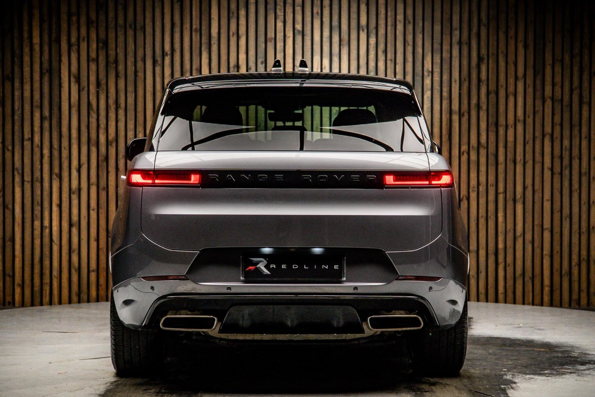 LAND ROVER RANGE ROVER SPORT ESTATE 3.0 P400 Autobiography 5dr Auto for sale UK - Slide 6