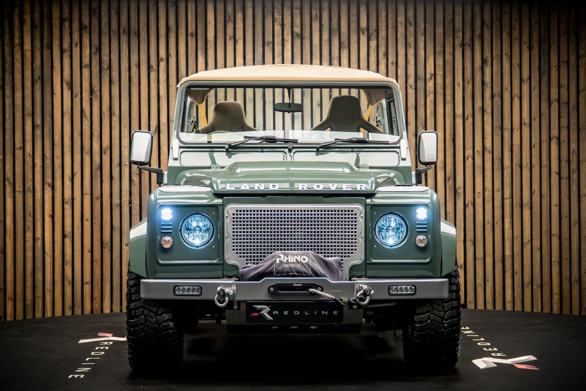 LAND ROVER DEFENDER 90 SWB DIESEL PickUp TDCi for sale UK - Slide 5