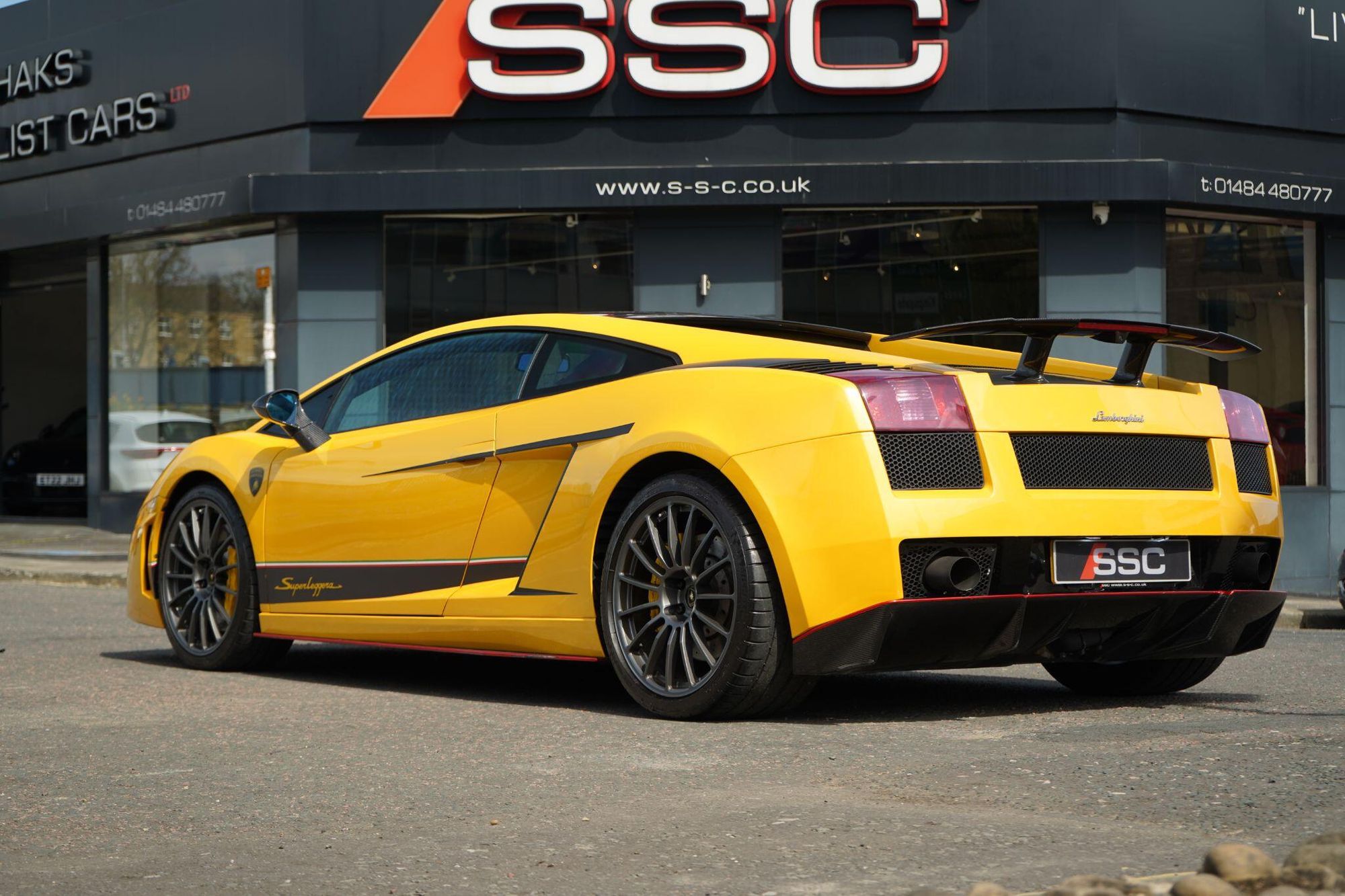 LAMBORGHINI GALLARDO COUPE LP 570-4 Superleggera 2dr E Gear for sale UK - Slide 2