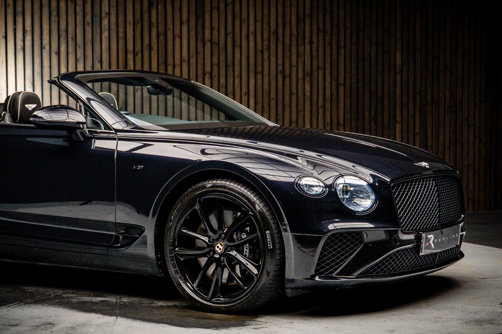 BENTLEY CONTINENTAL GTC CONVERTIBLE 4.0 V8 2dr Auto for sale UK - Slide 10