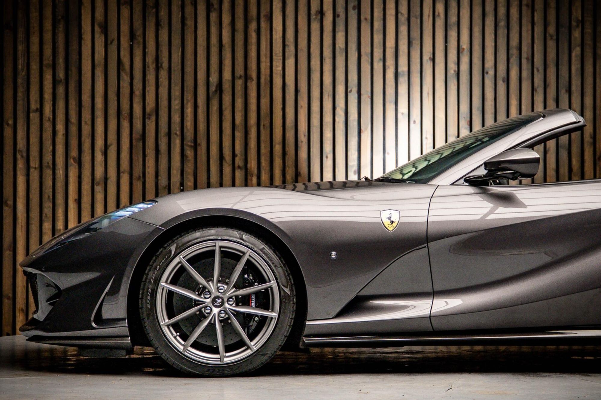 FERRARI 812 SUPERFAST GTS 2dr Auto for sale UK - Slide 9