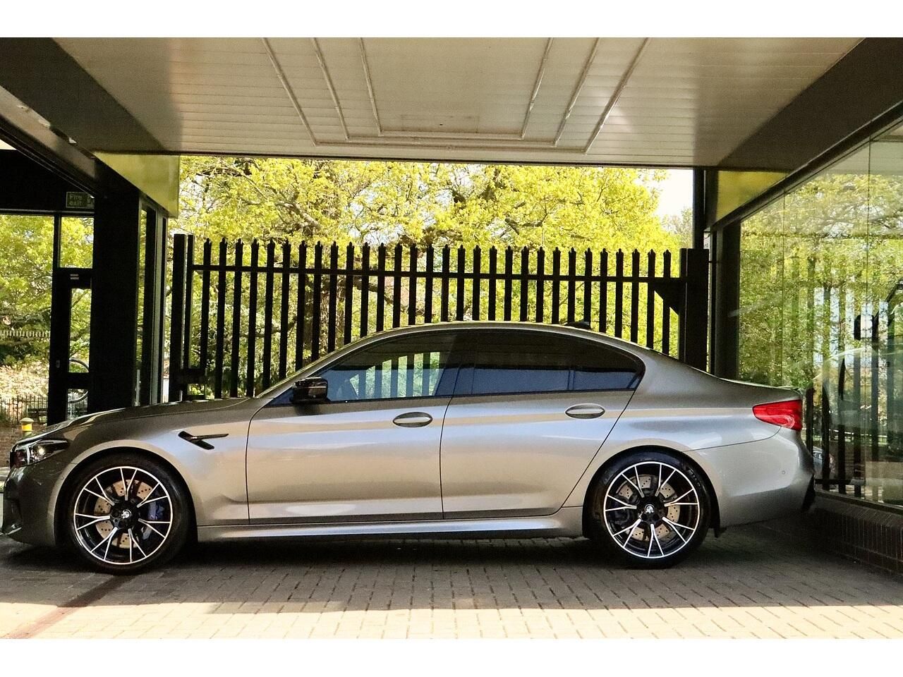 BMW M5 SALOON M5 Competition 4dr DCT for sale UK - Slide 4