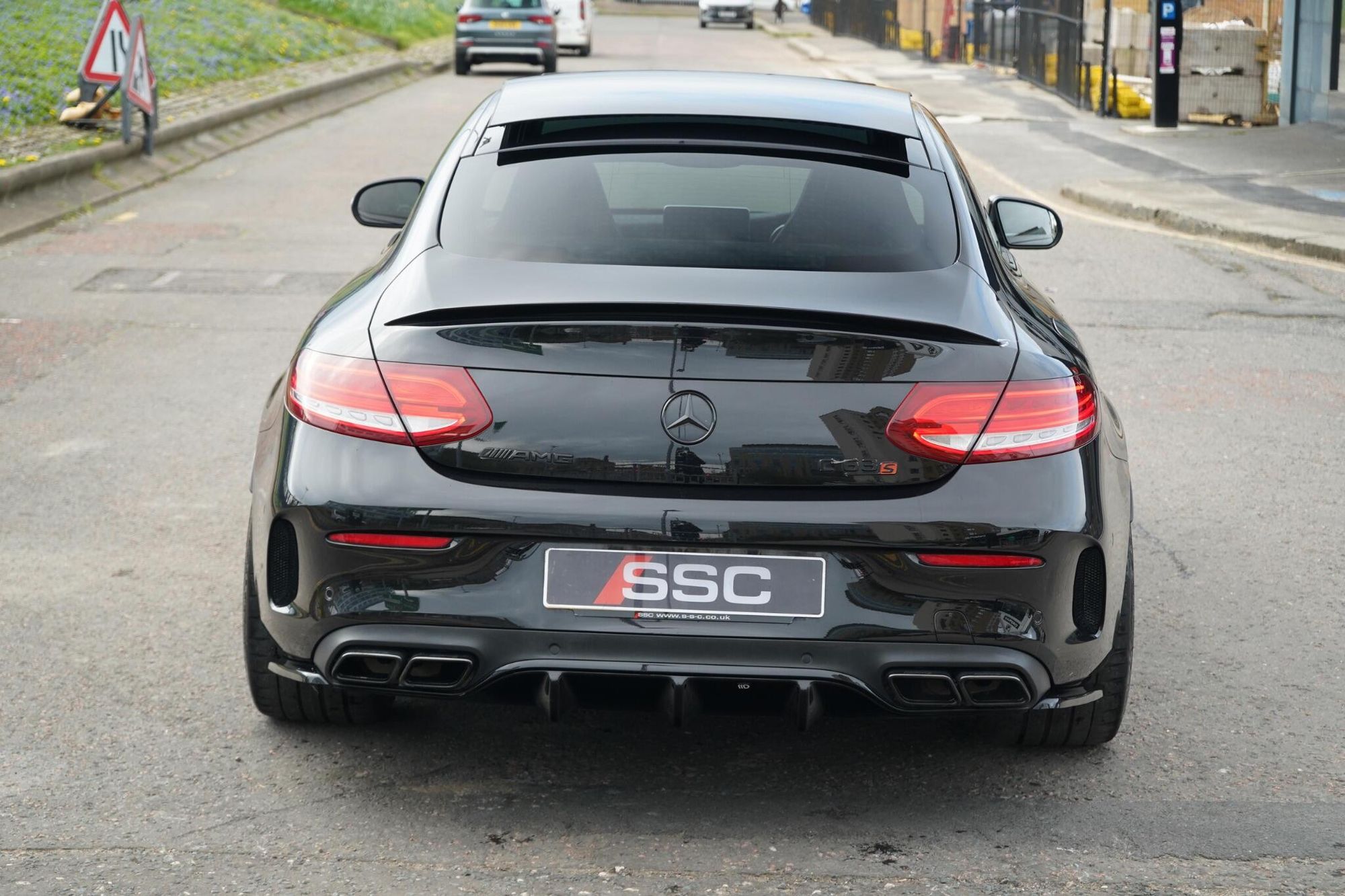 MERCEDES-BENZ C CLASS AMG COUPE C63 S Premium 2dr Auto for sale UK - Slide 10