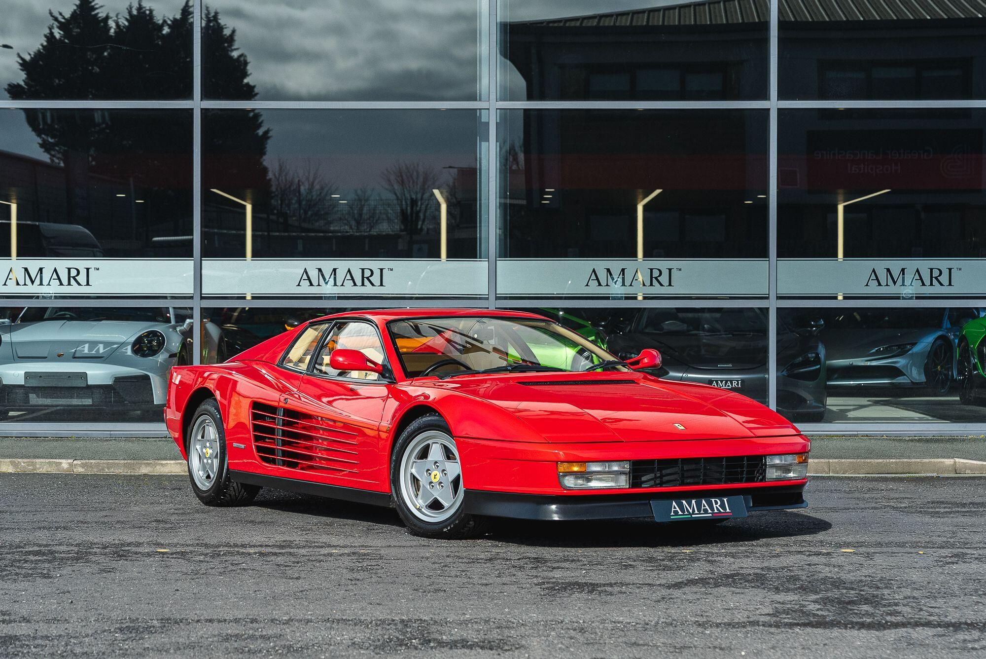 FERRARI TESTAROSSA COUPE 2dr for sale UK - Slide 8