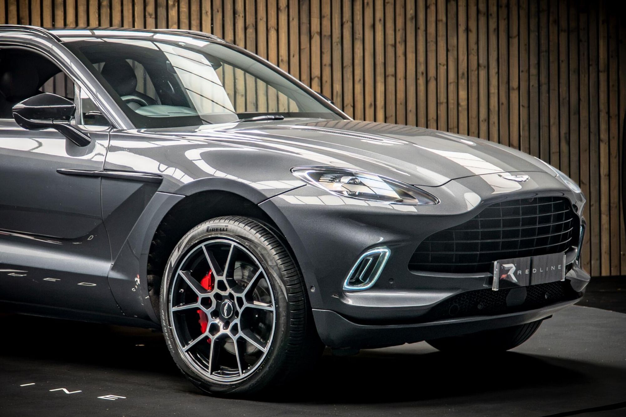 ASTON MARTIN DBX ESTATE V8 DBX707 5dr Touchtronic for sale UK - Slide 10