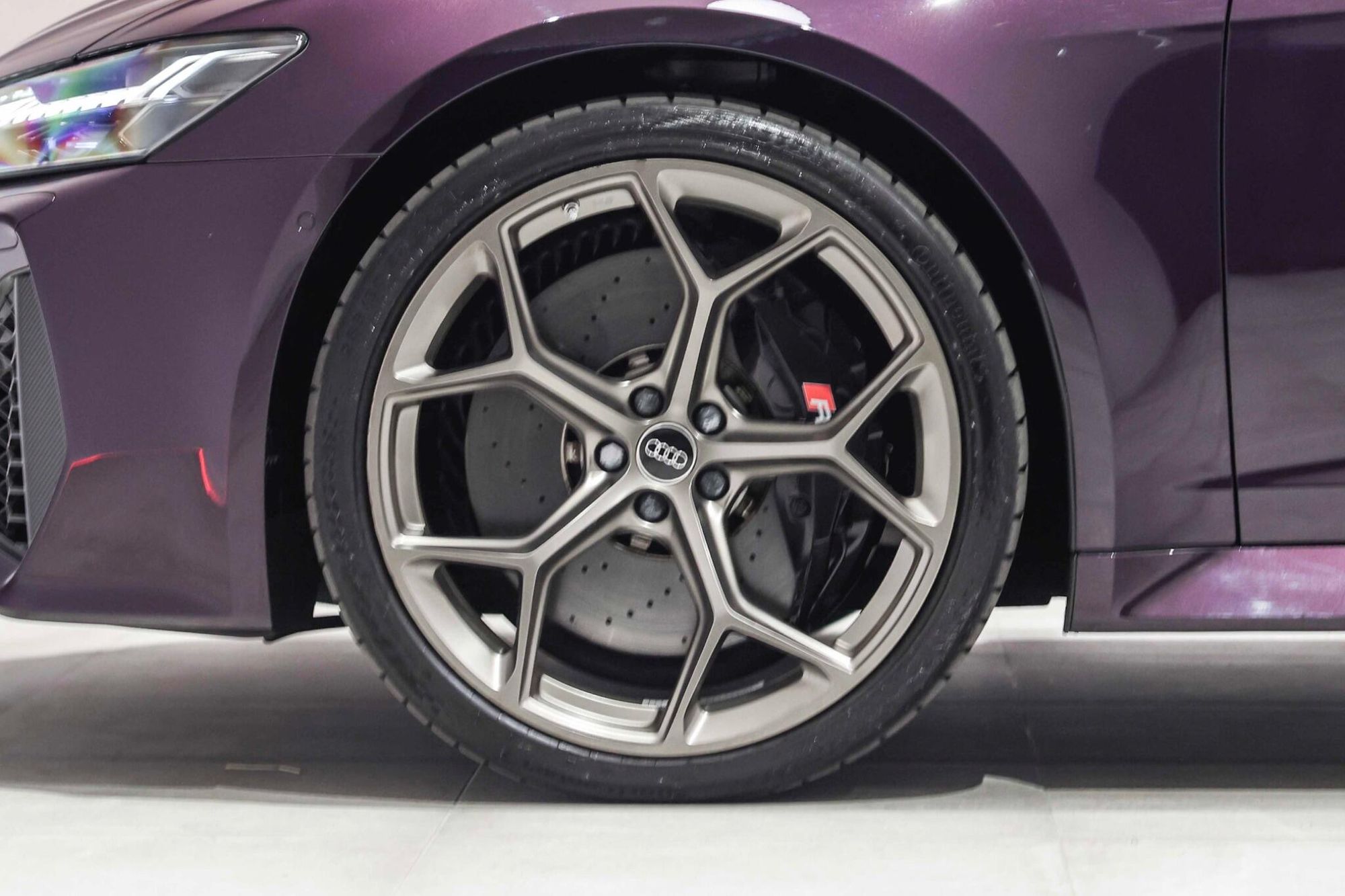 AUDI RS6 RS 6 AVANT RS 6 TFSI Quattro Performance 5dr Tiptronic for sale UK - Slide 4