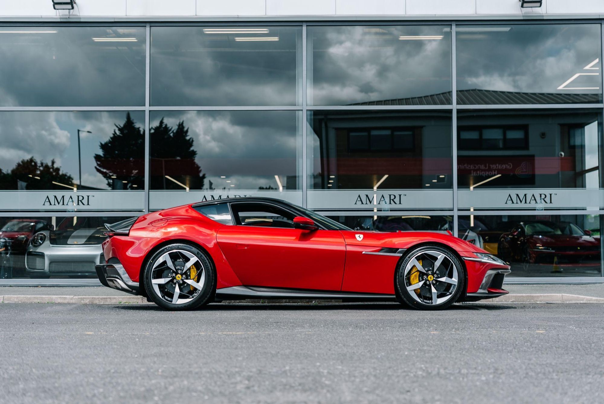 FERRARI 12CILINDRI COUPE 2dr Auto for sale UK - Slide 2