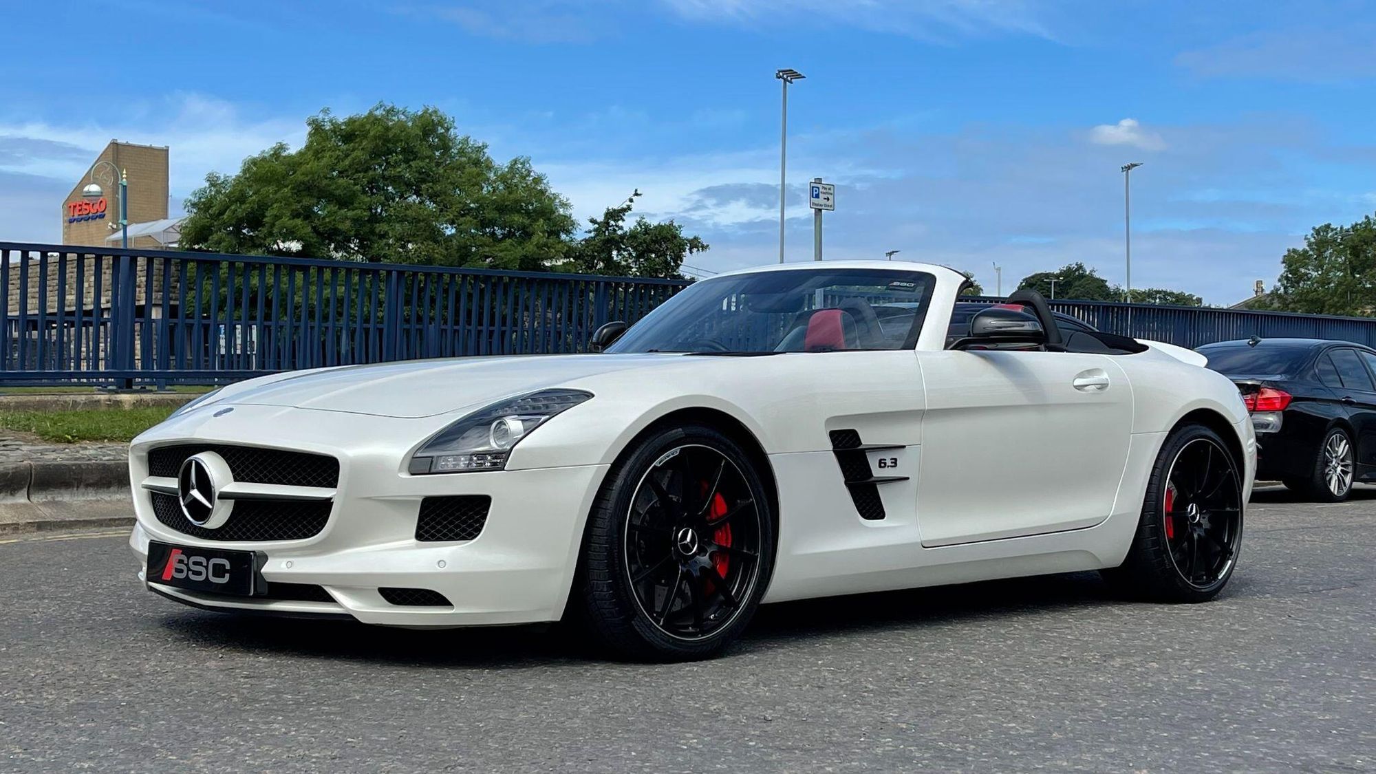 MERCEDES-BENZ SLS AMG ROADSTER SLS 63 2dr Auto for sale UK - Slide 6