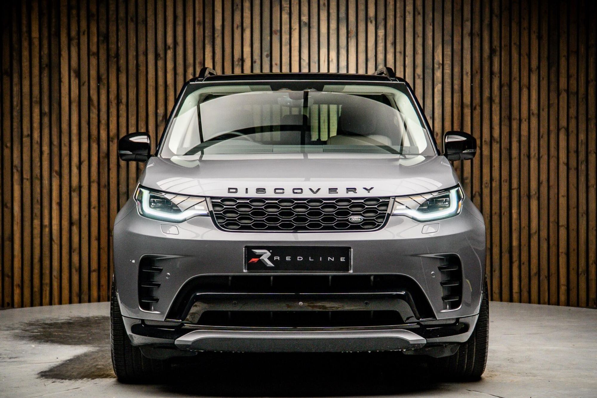 LAND ROVER DISCOVERY DIESEL SW 3.0 D350 Dynamic HSE 5dr Auto for sale UK - Slide 5