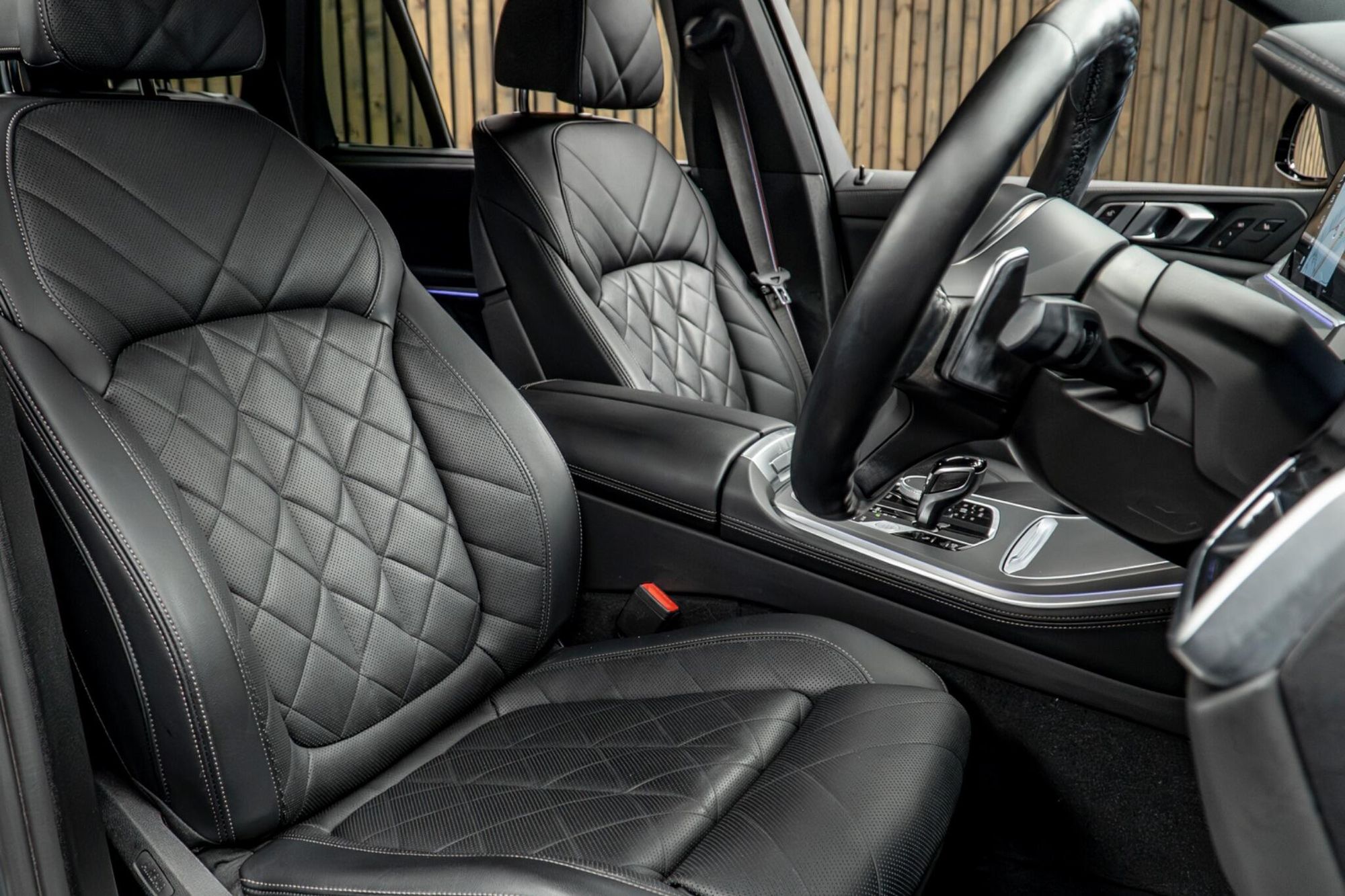 BMW X5 DIESEL ESTATE xDrive40d MHT M Sport 5dr Auto for sale UK - Slide 2
