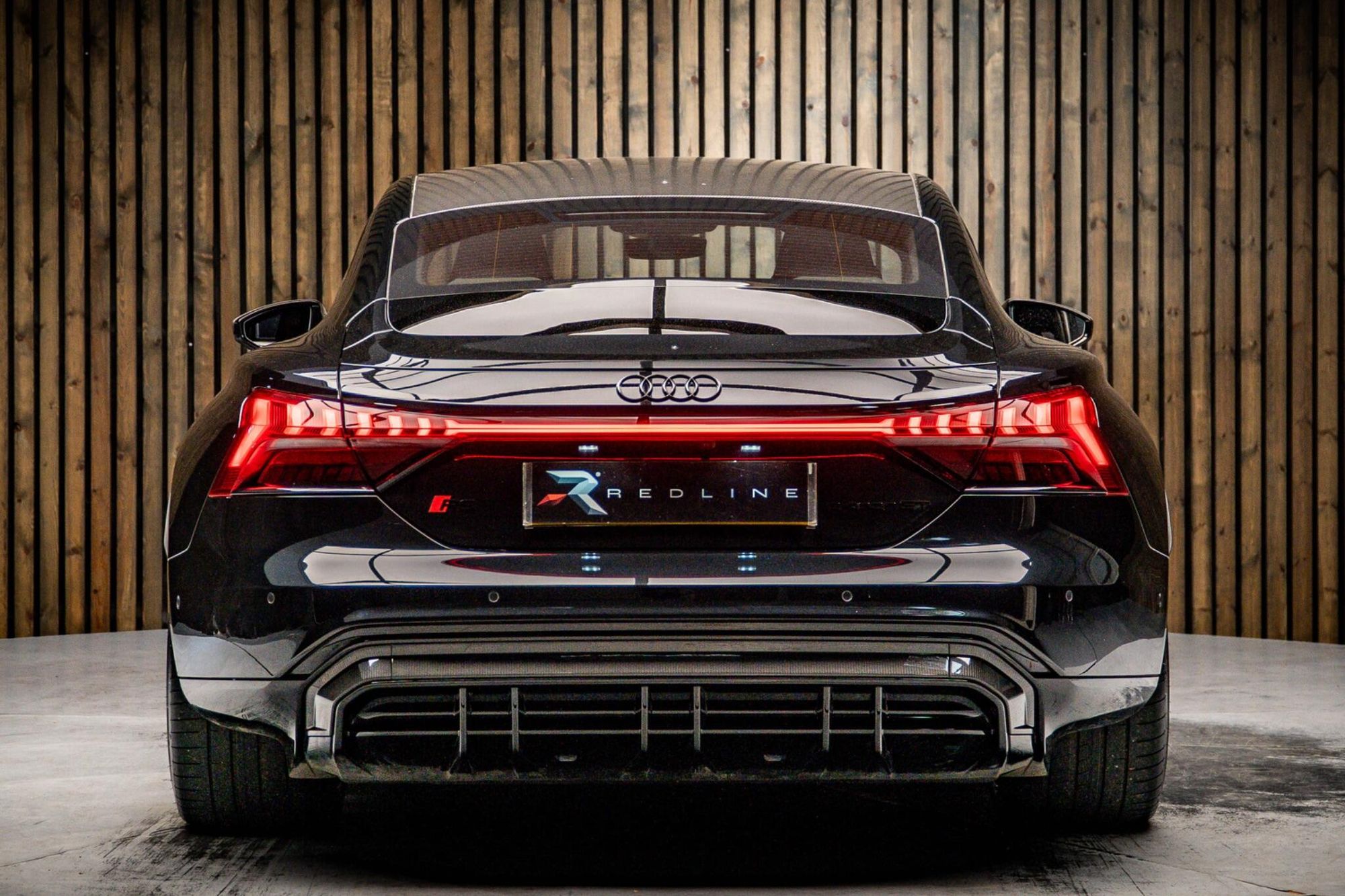 AUDI RS E-TRON GT SALOON 475kW Quattro 93kWh Carbon Vorsprung 4dr Auto for sale UK - Slide 6