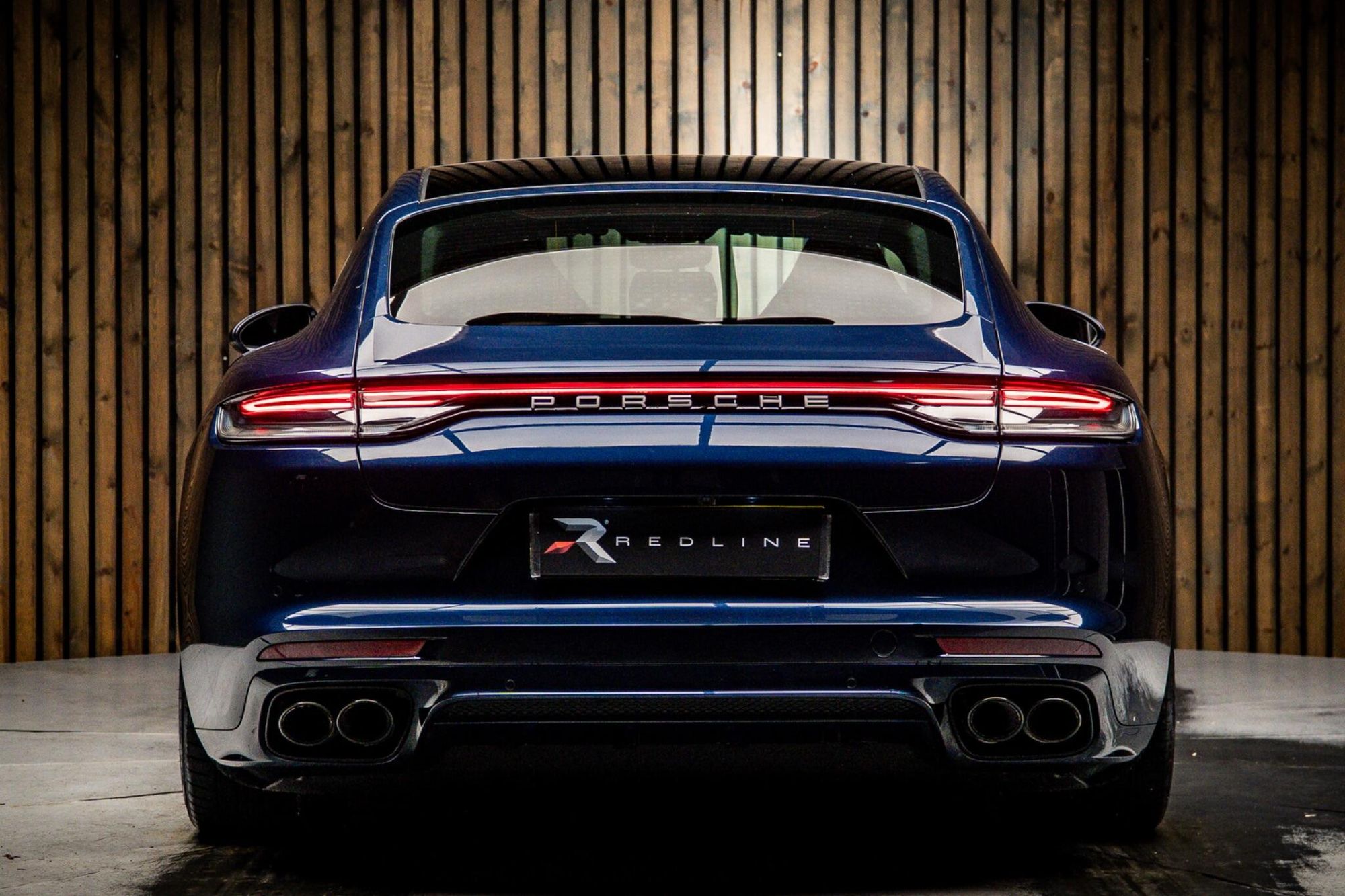 PORSCHE PANAMERA HATCHBACK SPECIAL EDITIONS 2.9 V6 4 Platinum Edition E-Hybrid 5dr PDK for sale UK - Slide 6