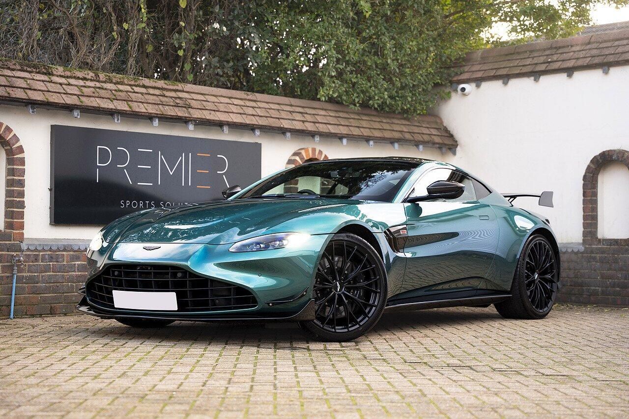 ASTON MARTIN VANTAGE V8 COUPE SPECIAL EDITIONS F1 Edition 2dr ZF 8 Speed Auto for sale UK