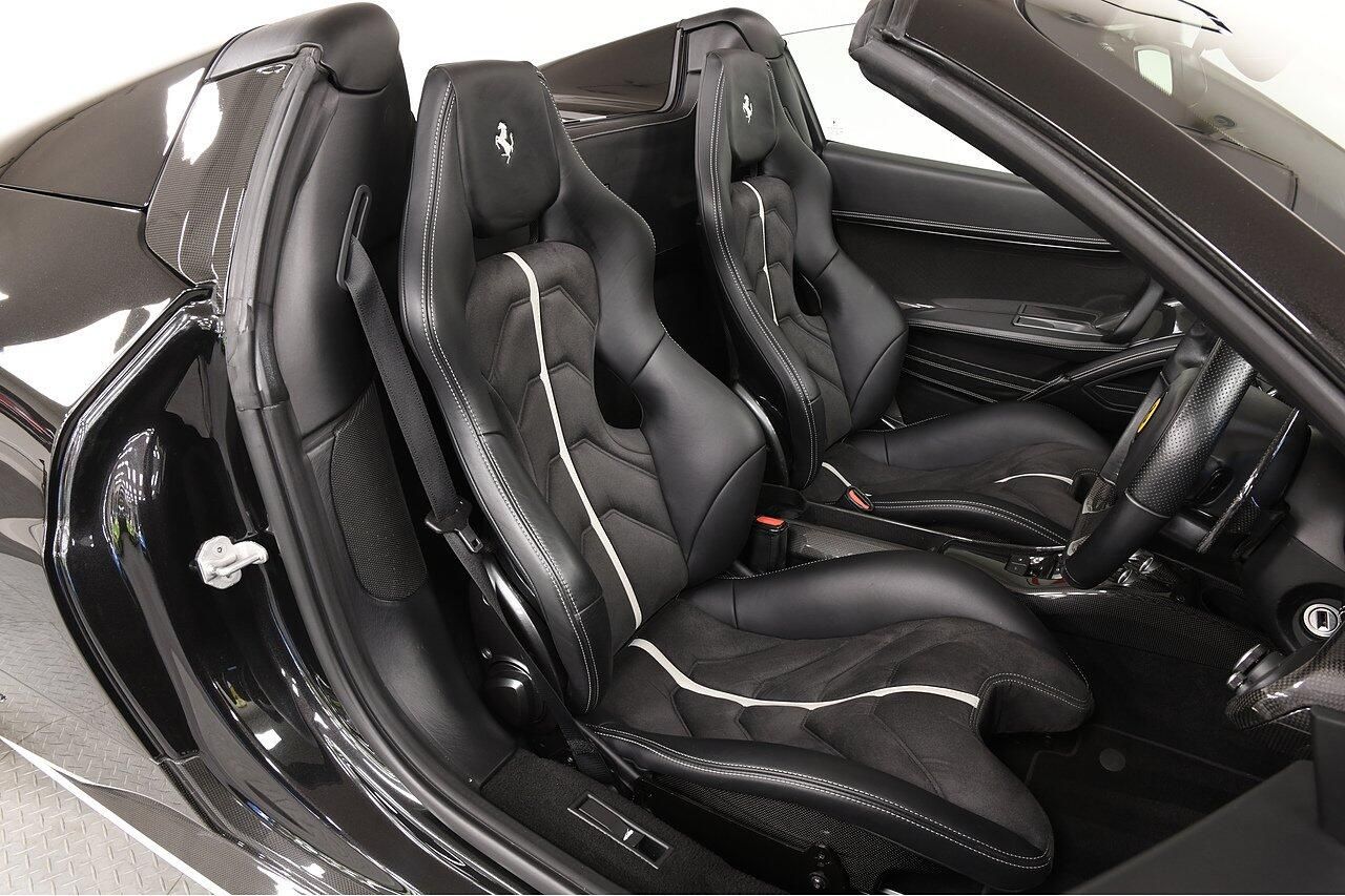 FERRARI 458 CONVERTIBLE Spider 2dr Auto for sale UK - Slide 7