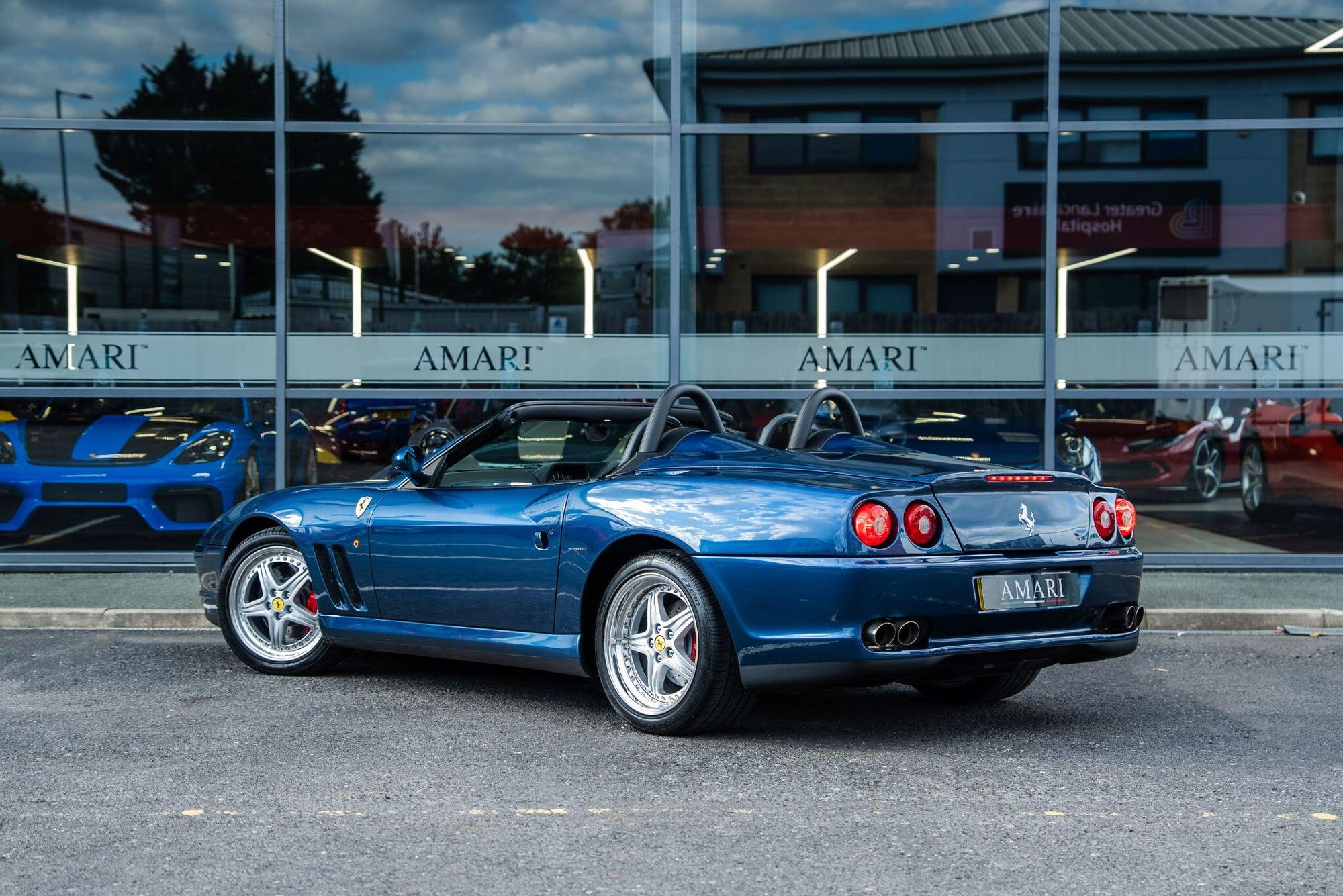 FERRARI 550 CONVERTIBLE Barchetta Pininfarina 2dr for sale UK - Slide 3