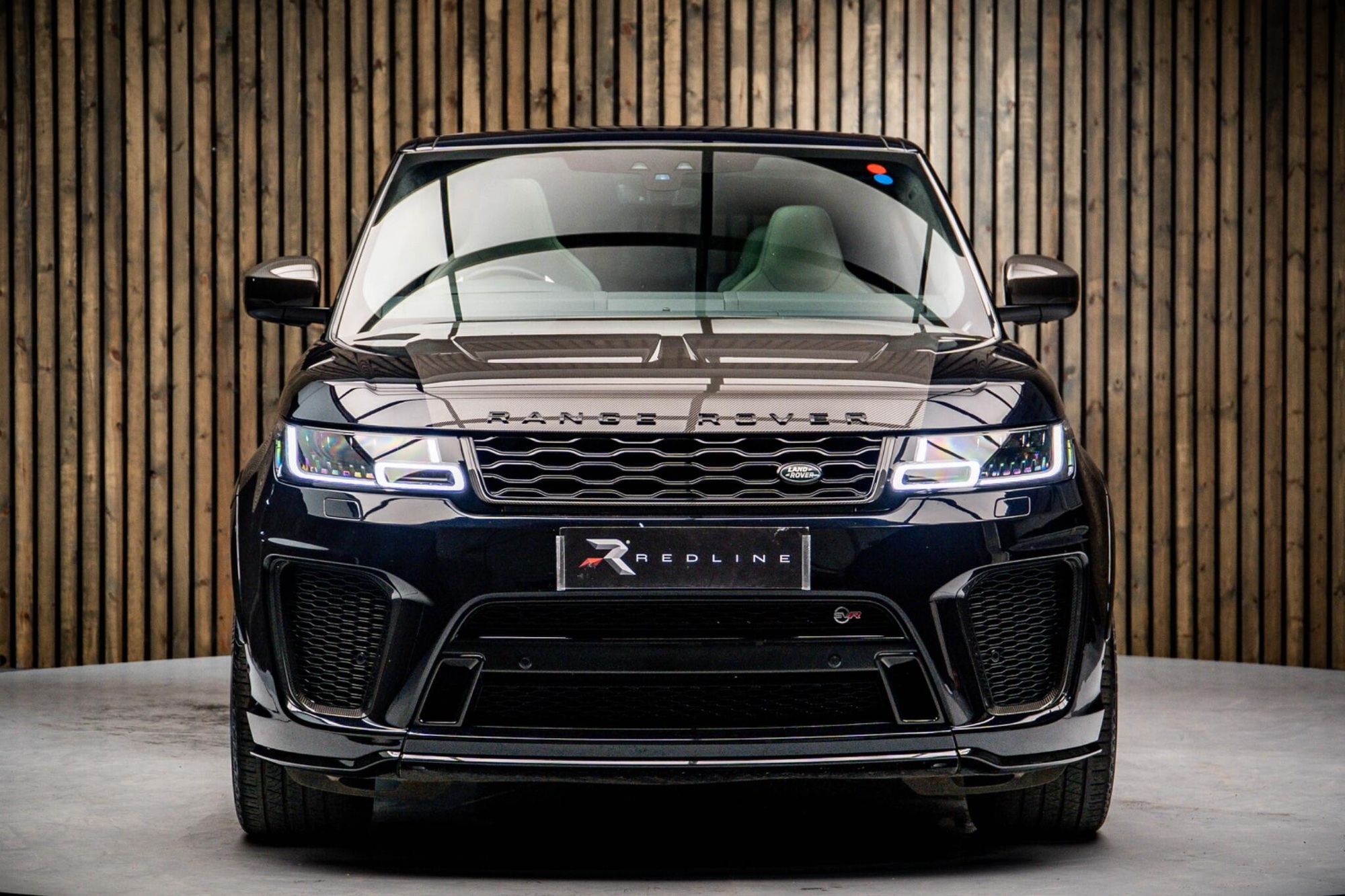 LAND ROVER RANGE ROVER SPORT ESTATE 5.0 P575 S/C SVR Carbon Edition 5dr Auto for sale UK - Slide 5