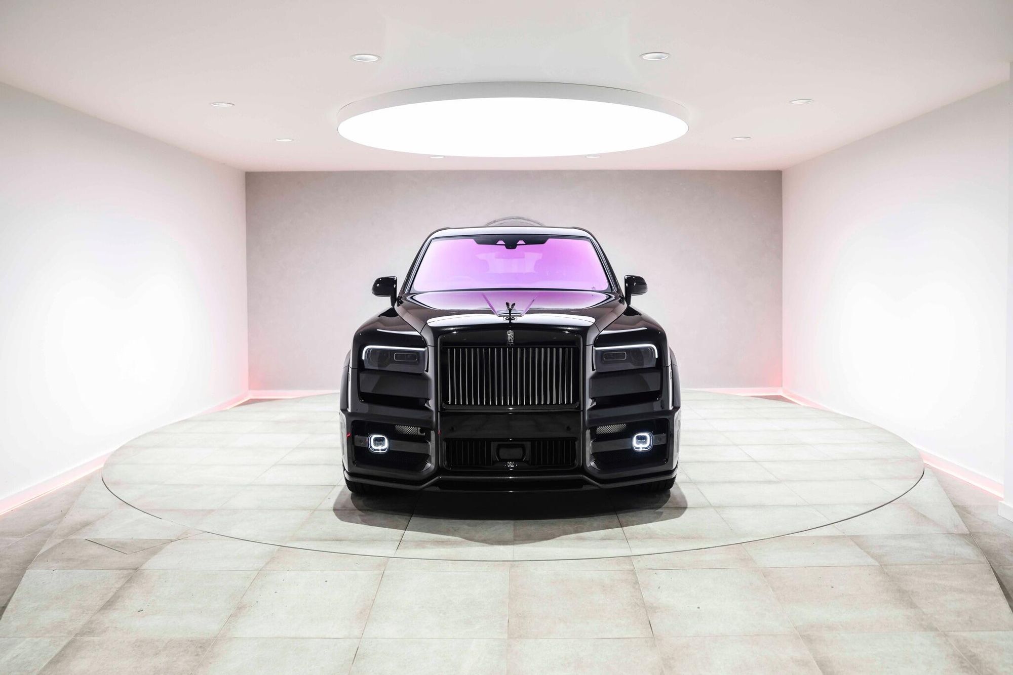 ROLLS-ROYCE CULLINAN ESTATE Black Badge 5dr Auto for sale UK - Slide 6