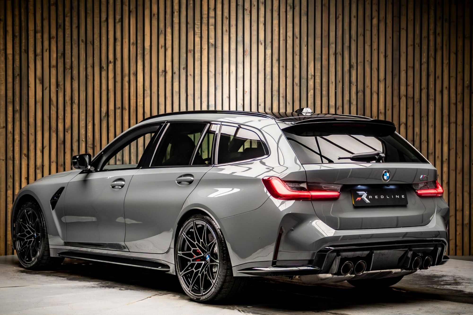 BMW M3 TOURING M3 xDrive 530 Competition M 5dr Step Auto for sale UK - Slide 3