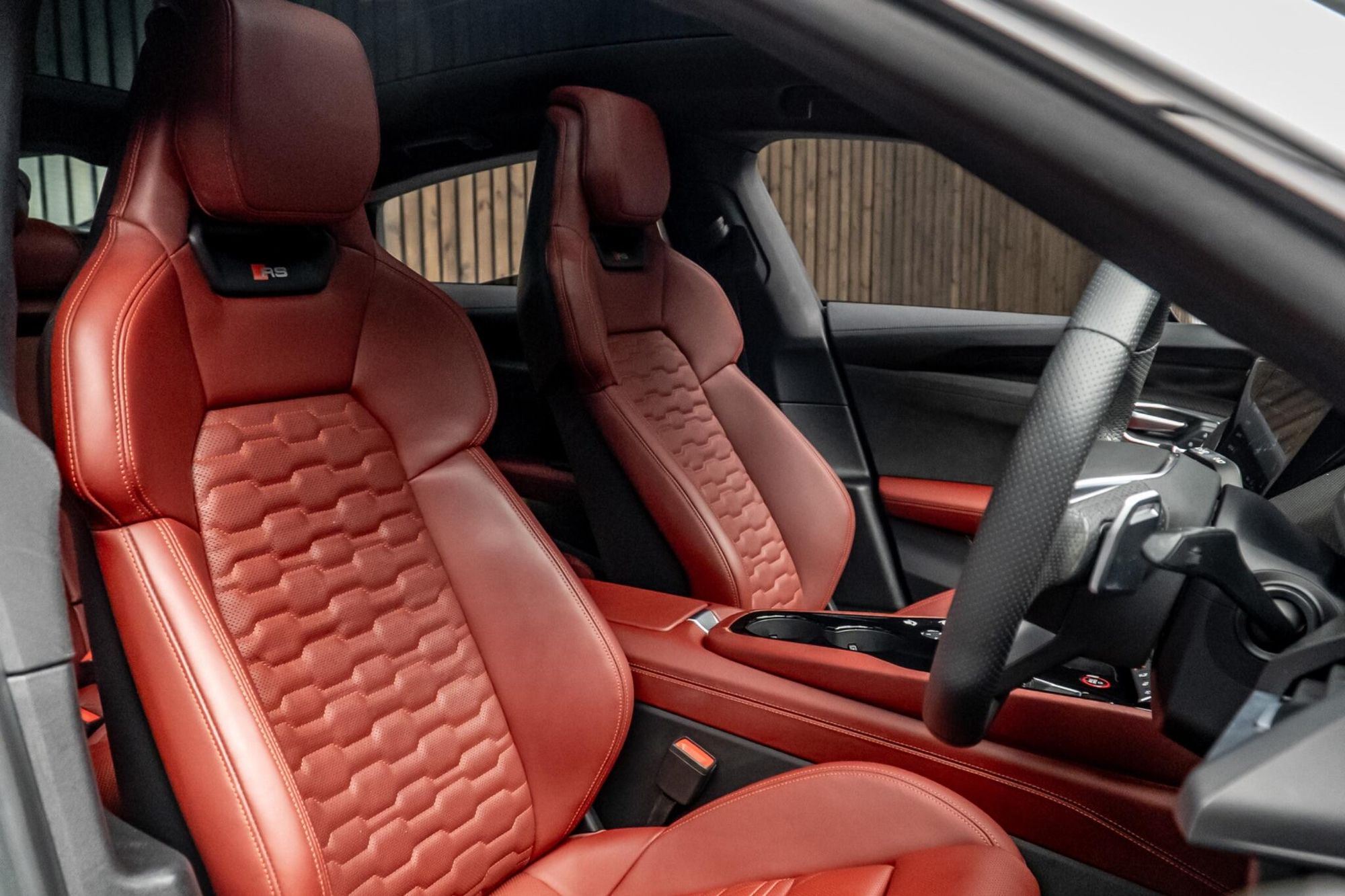 AUDI RS E-TRON GT SALOON 475kW Quattro 93kWh 4dr Auto for sale UK - Slide 2