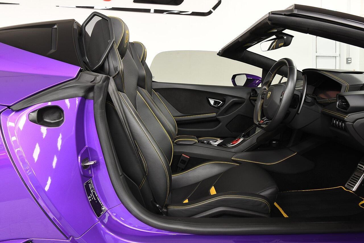 LAMBORGHINI HURACAN SPYDER LP 640-4 Performante 2dr LDF for sale UK - Slide 6
