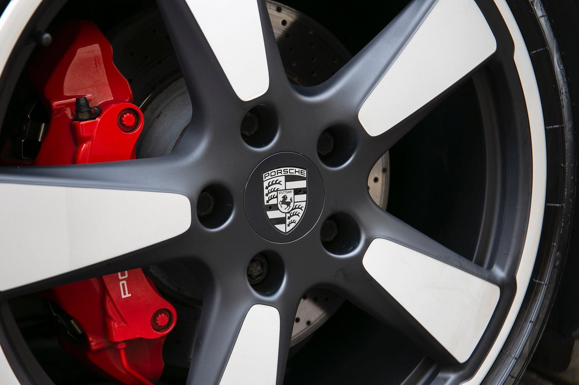 PORSCHE 911 [991] CARRERA COUPE SPECIAL EDITIONS 50th Anniversary 2dr PDK for sale UK - Slide 9