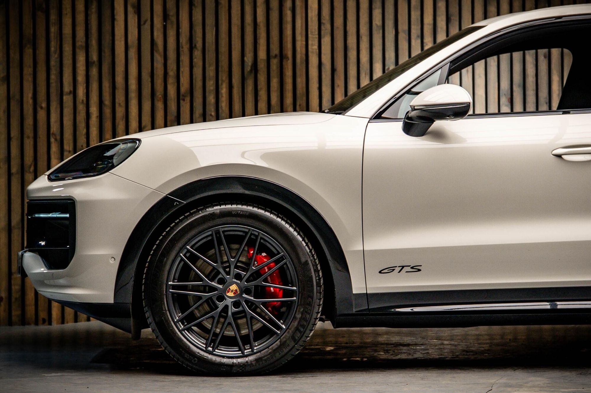 PORSCHE CAYENNE ESTATE GTS 5dr Tiptronic S for sale UK - Slide 9