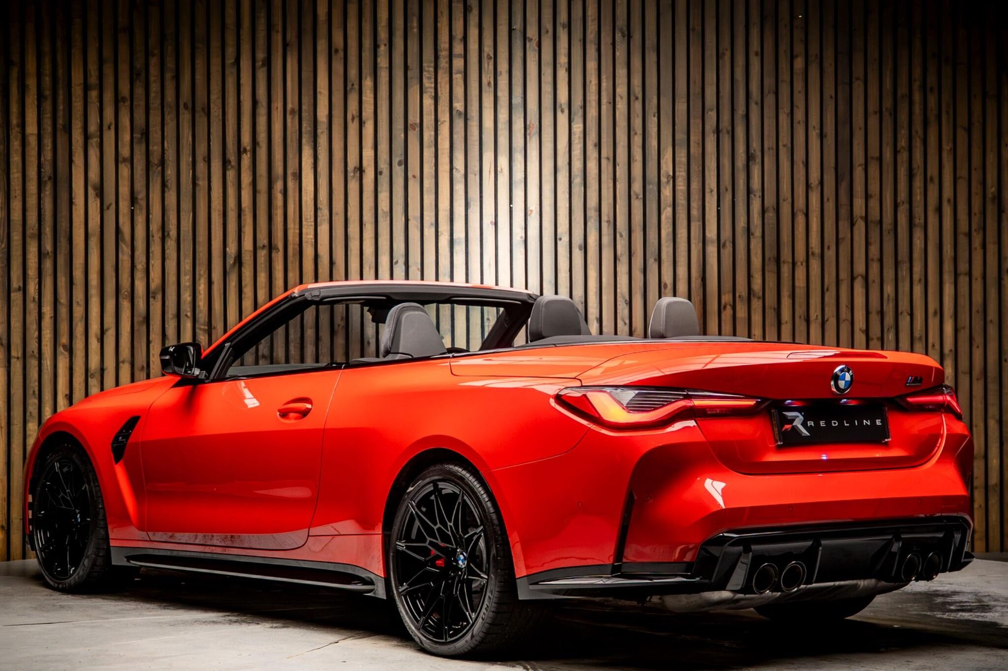 BMW M4 CONVERTIBLE M4 xDrive Competition M 2dr Step Auto for sale UK - Slide 3