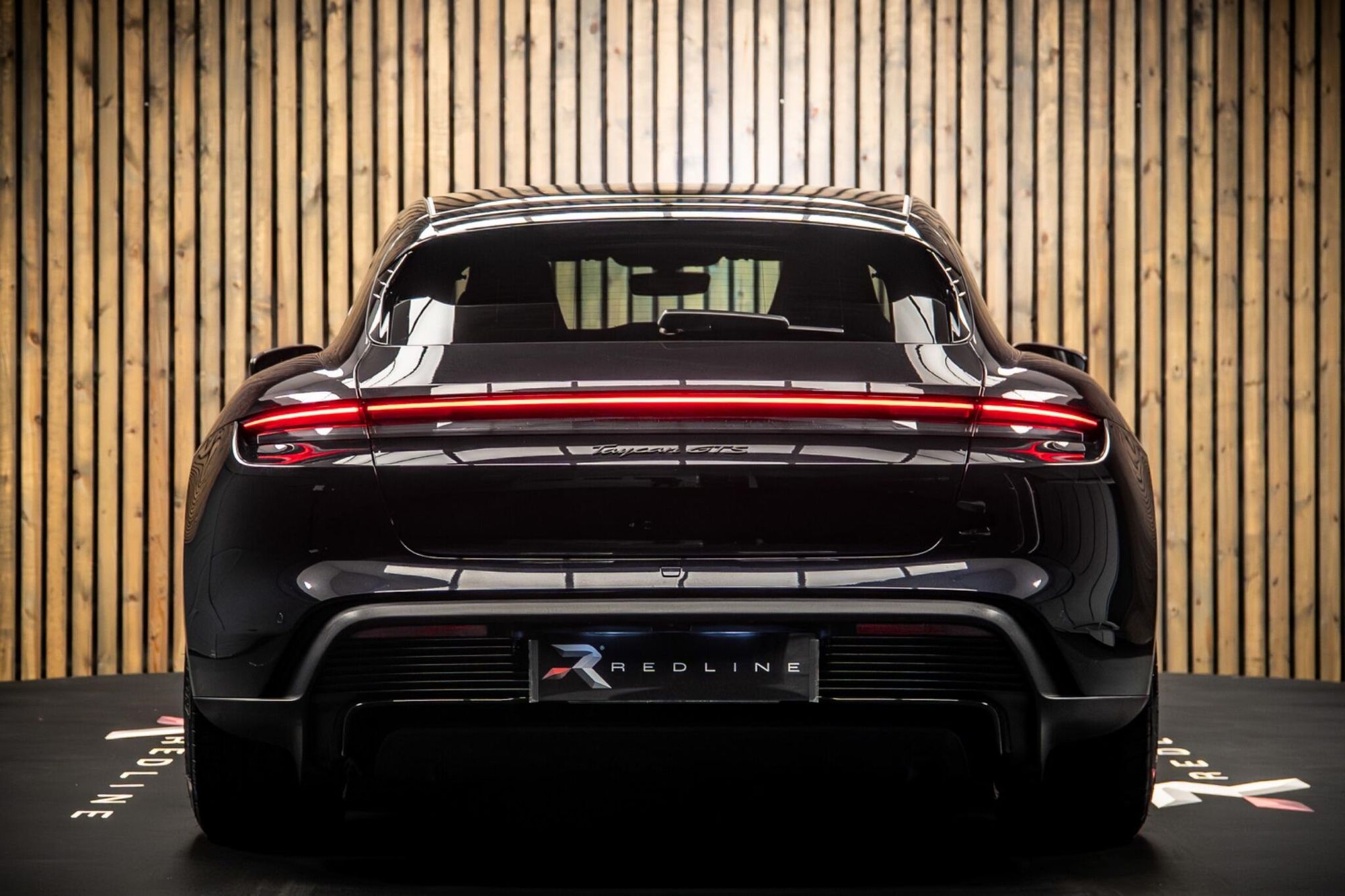 PORSCHE TAYCAN SPORT TURISMO 440kW GTS 93kWh 5dr Auto for sale UK - Slide 6