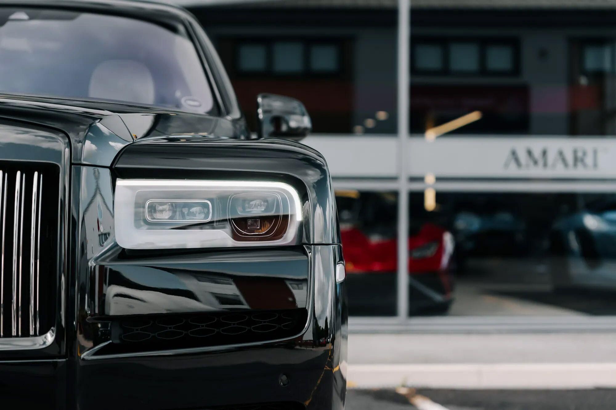 ROLLS-ROYCE CULLINAN ESTATE Black Badge 5dr Auto for sale UK - Slide 7