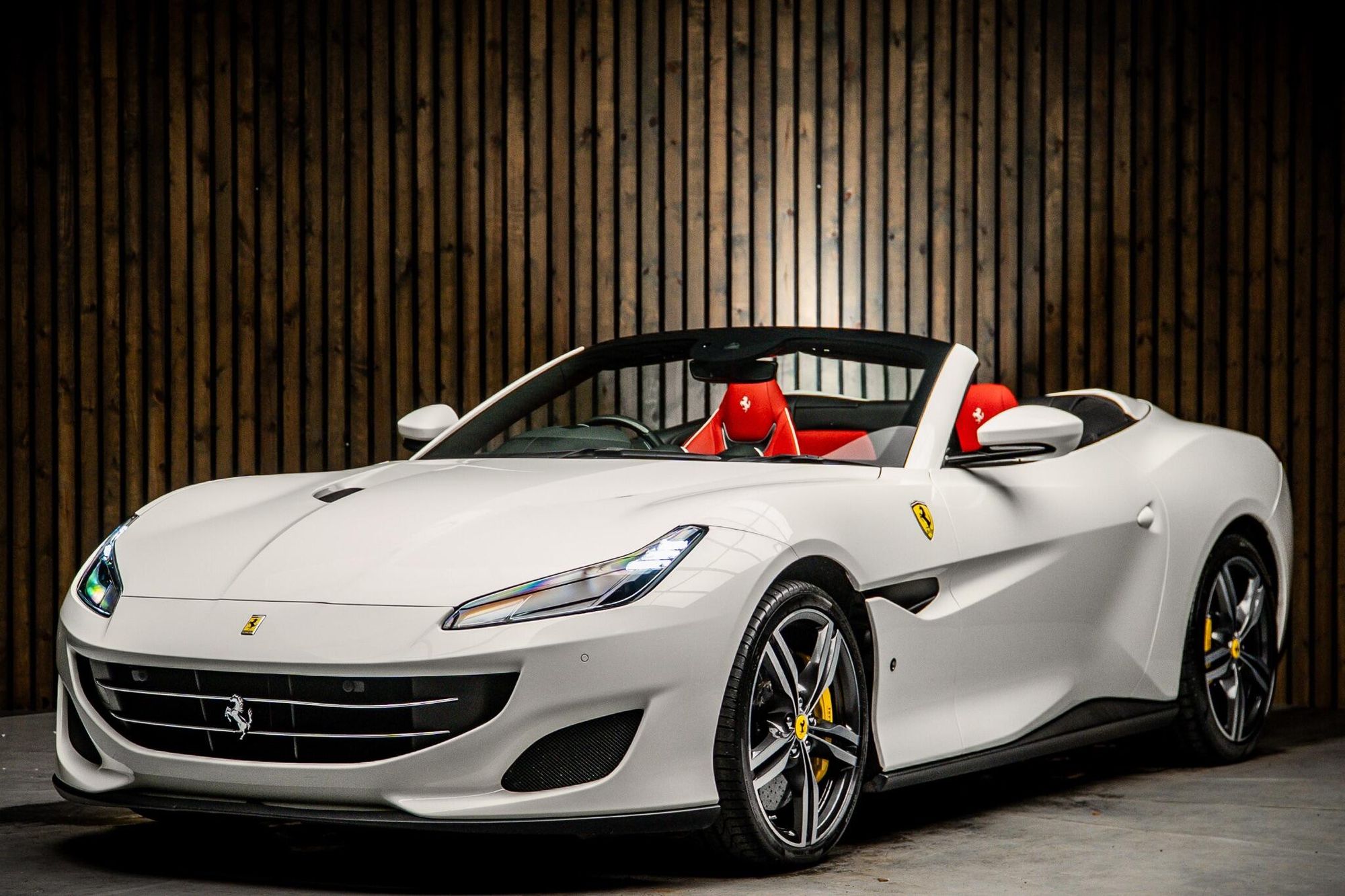 FERRARI PORTOFINO CONVERTIBLE GT 2dr Auto for sale UK - Slide 8