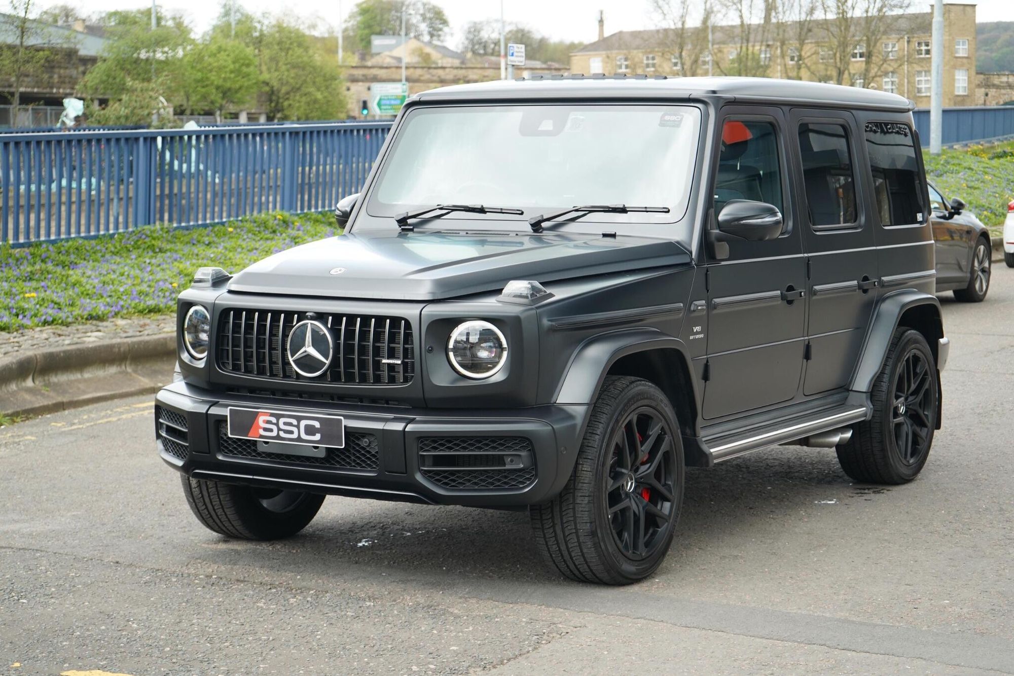 MERCEDES-BENZ G CLASS AMG STATION WAGON SPECIAL EDITIONS G63 Magno Edition 5dr 9G-Tronic for sale UK - Slide 7