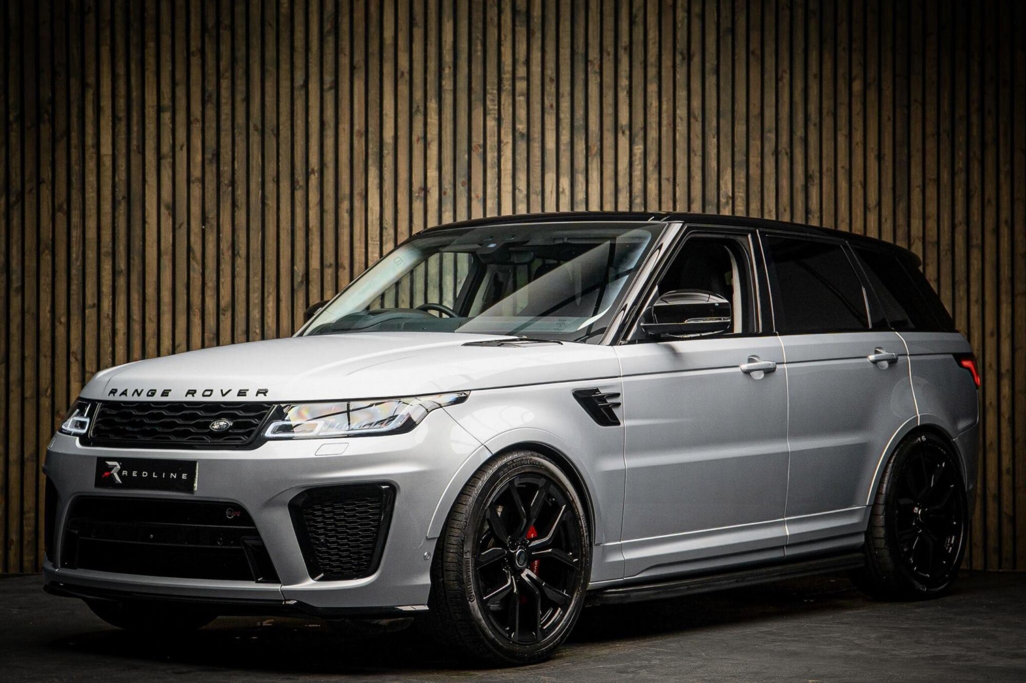 LAND ROVER RANGE ROVER SPORT ESTATE 5.0 P575 S/C SVR 5dr Auto for sale UK - Slide 8