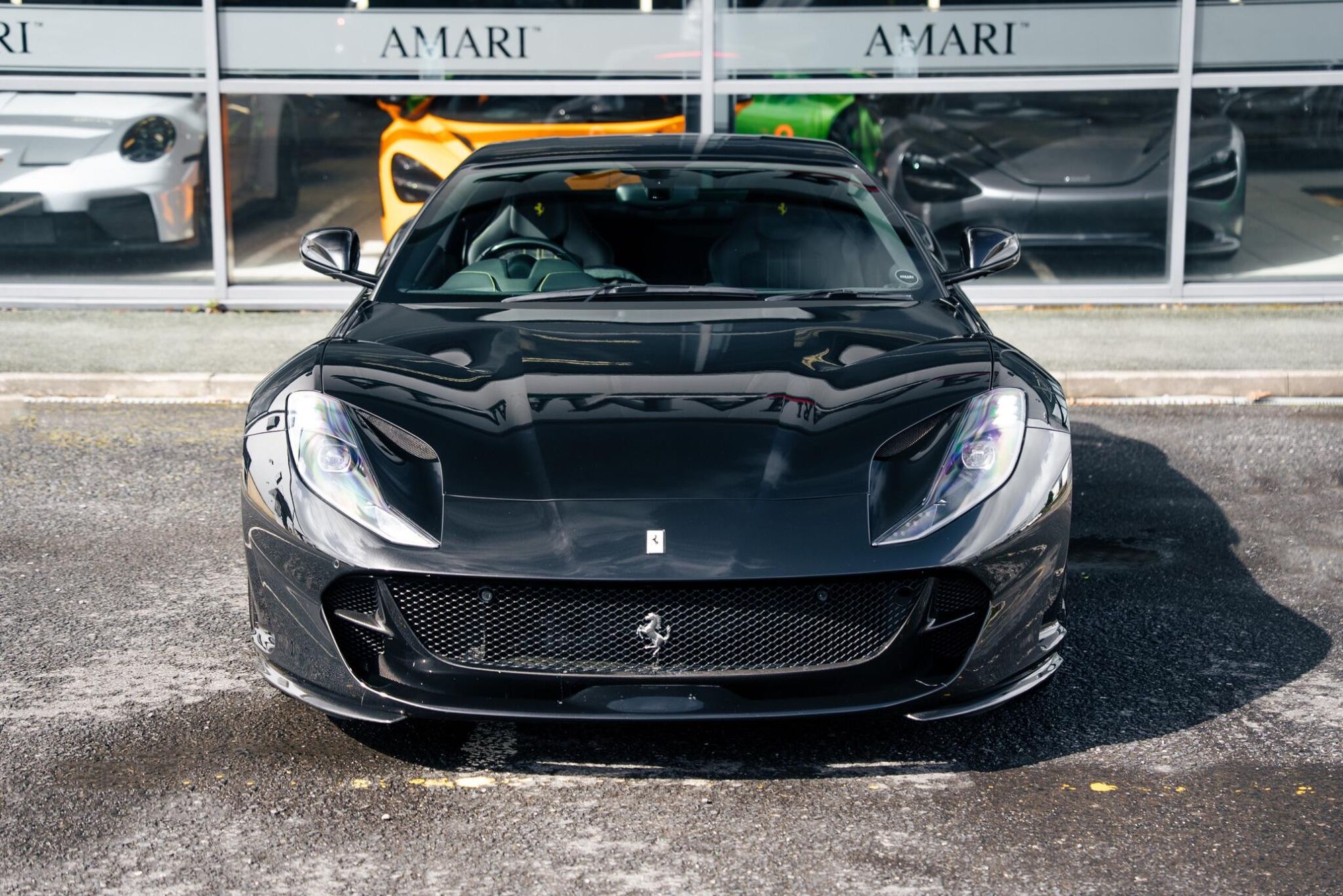 FERRARI 812 SUPERFAST COUPE 2dr Auto for sale UK - Slide 4