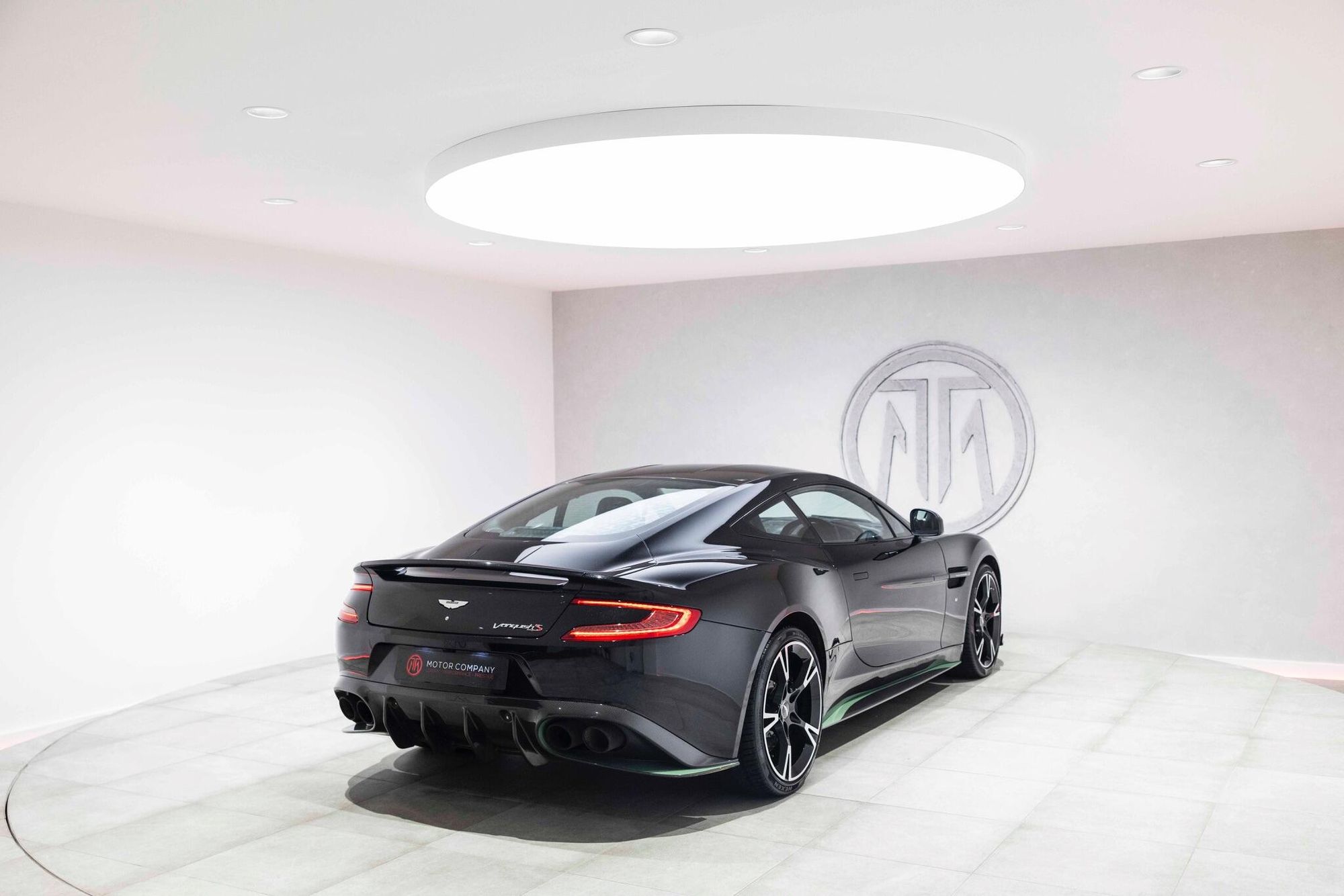 ASTON MARTIN VANQUISH COUPE V12 [595] S 2+0 2dr Touchtronic Auto for sale UK - Slide 8