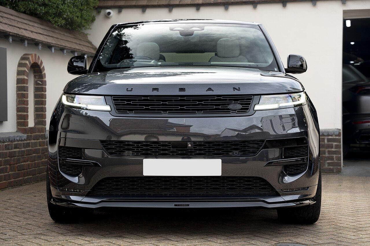 LAND ROVER RANGE ROVER SPORT ESTATE 3.0 P400 Autobiography 5dr Auto for sale UK - Slide 2