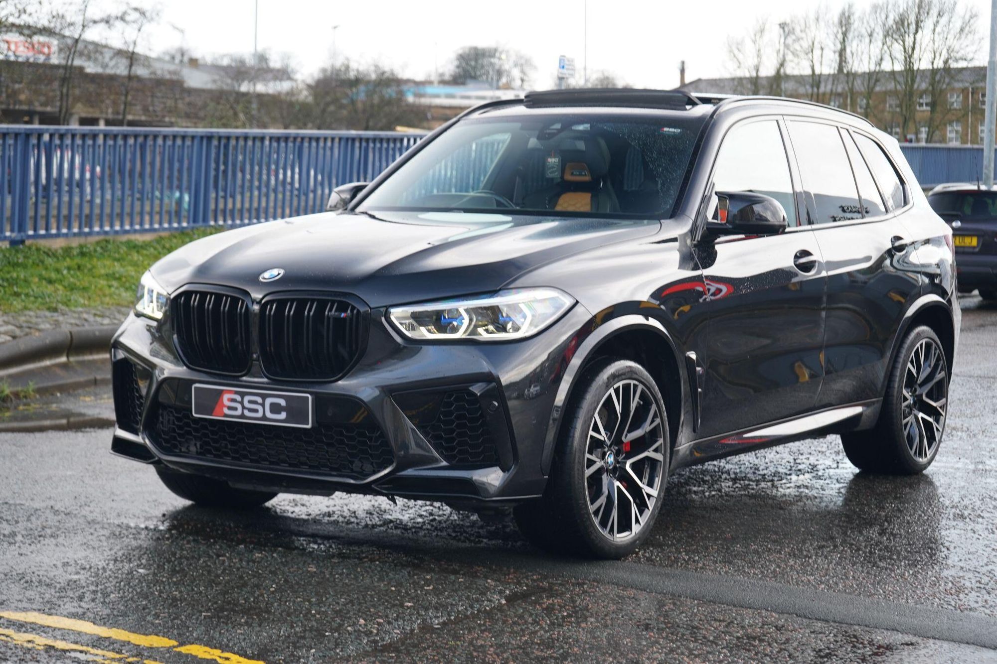 BMW X5 M ESTATE xDrive X5 M Competition 5dr Step Auto for sale UK - Slide 7