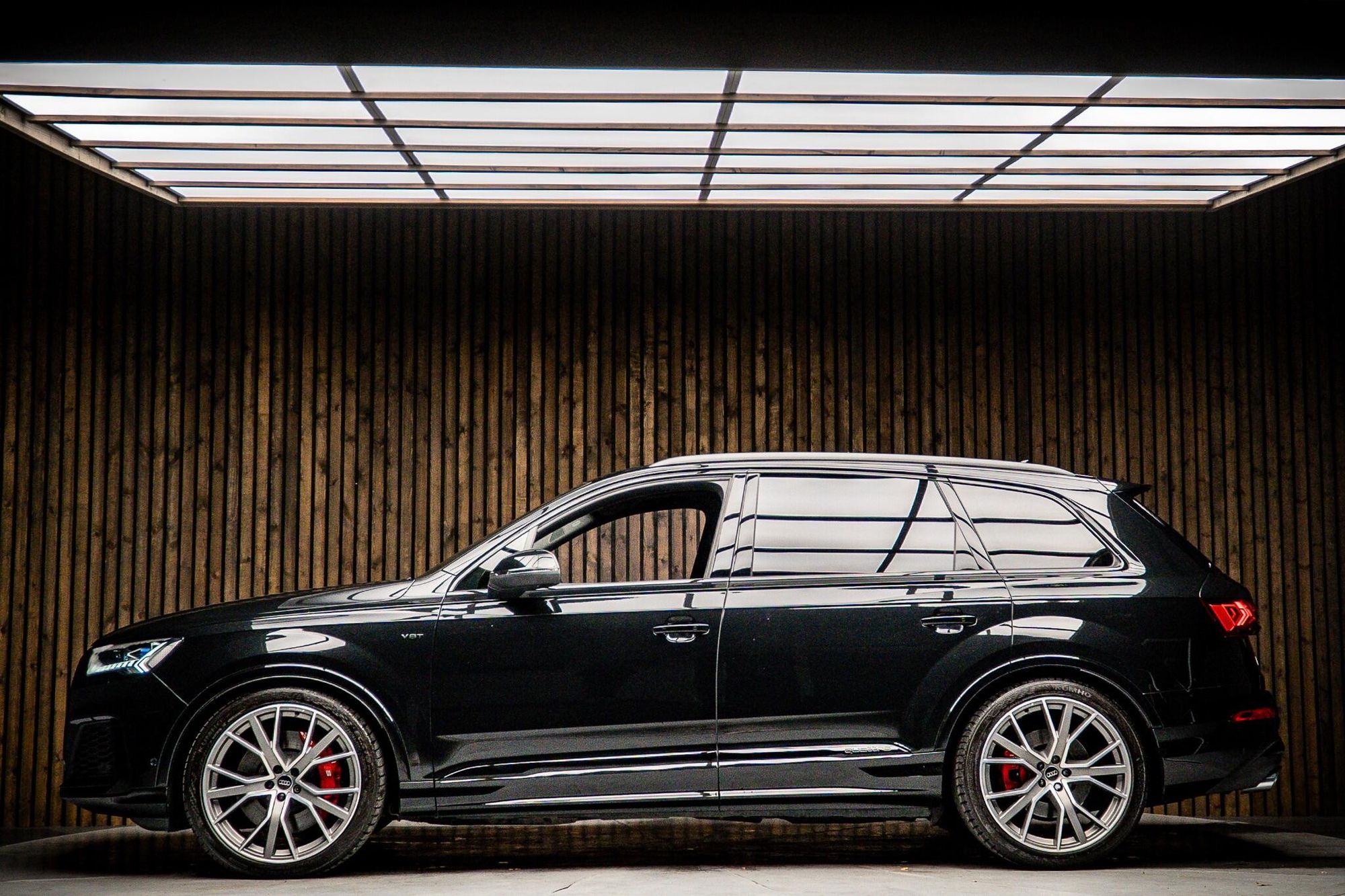 AUDI Q7 ESTATE SQ7 TFSI Quattro Vorsprung 5dr Tiptronic for sale UK - Slide 7