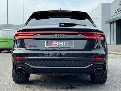 AUDI Q8 ESTATE SQ8 TFSI Quattro Vorsprung 5dr Tiptronic for sale UK - Slide 9