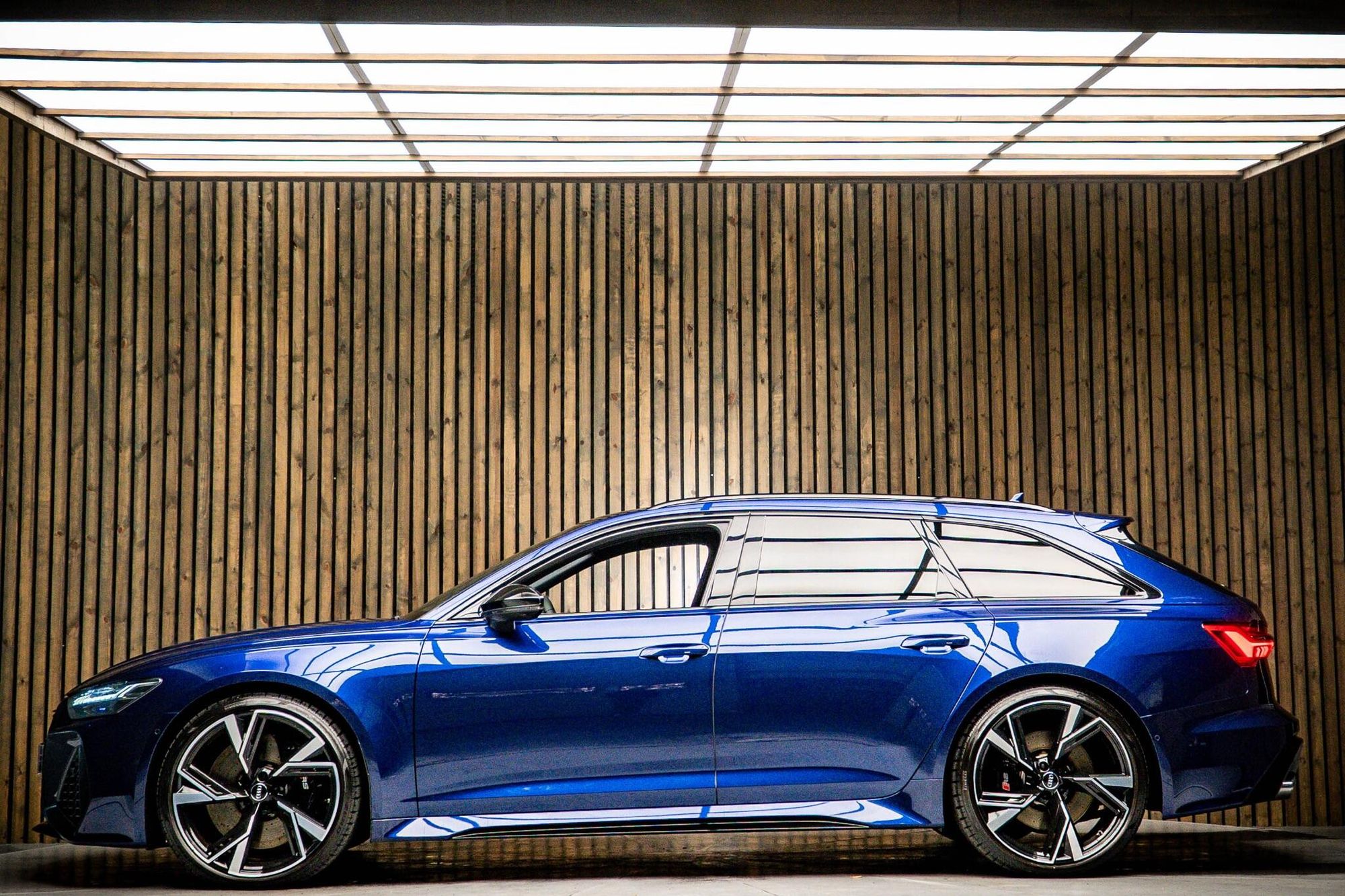 AUDI RS6 RS 6 AVANT RS 6 TFSI Quattro 5dr Tiptronic for sale UK - Slide 7